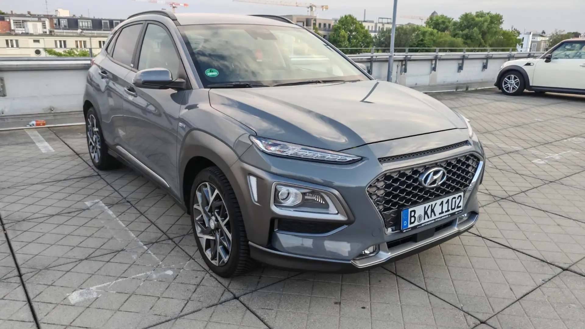 Hyundai KONA Premium Hybrid 2WD Серый - 1