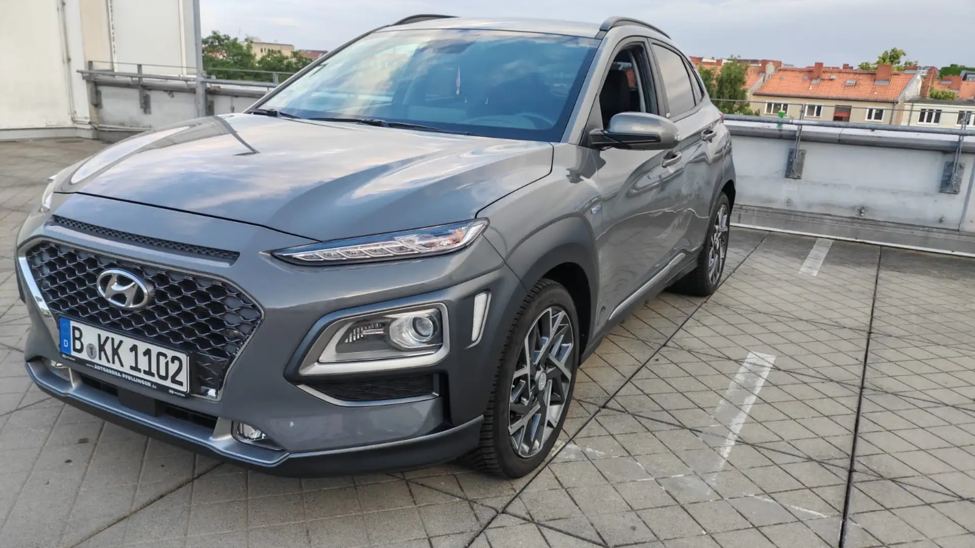 Hyundai KONA Premium Hybrid 2WD Серый - 2