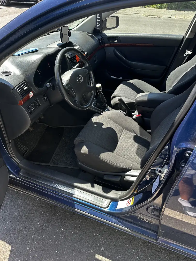 Toyota Avensis 2.2 D-CAT Combi Executive - 2