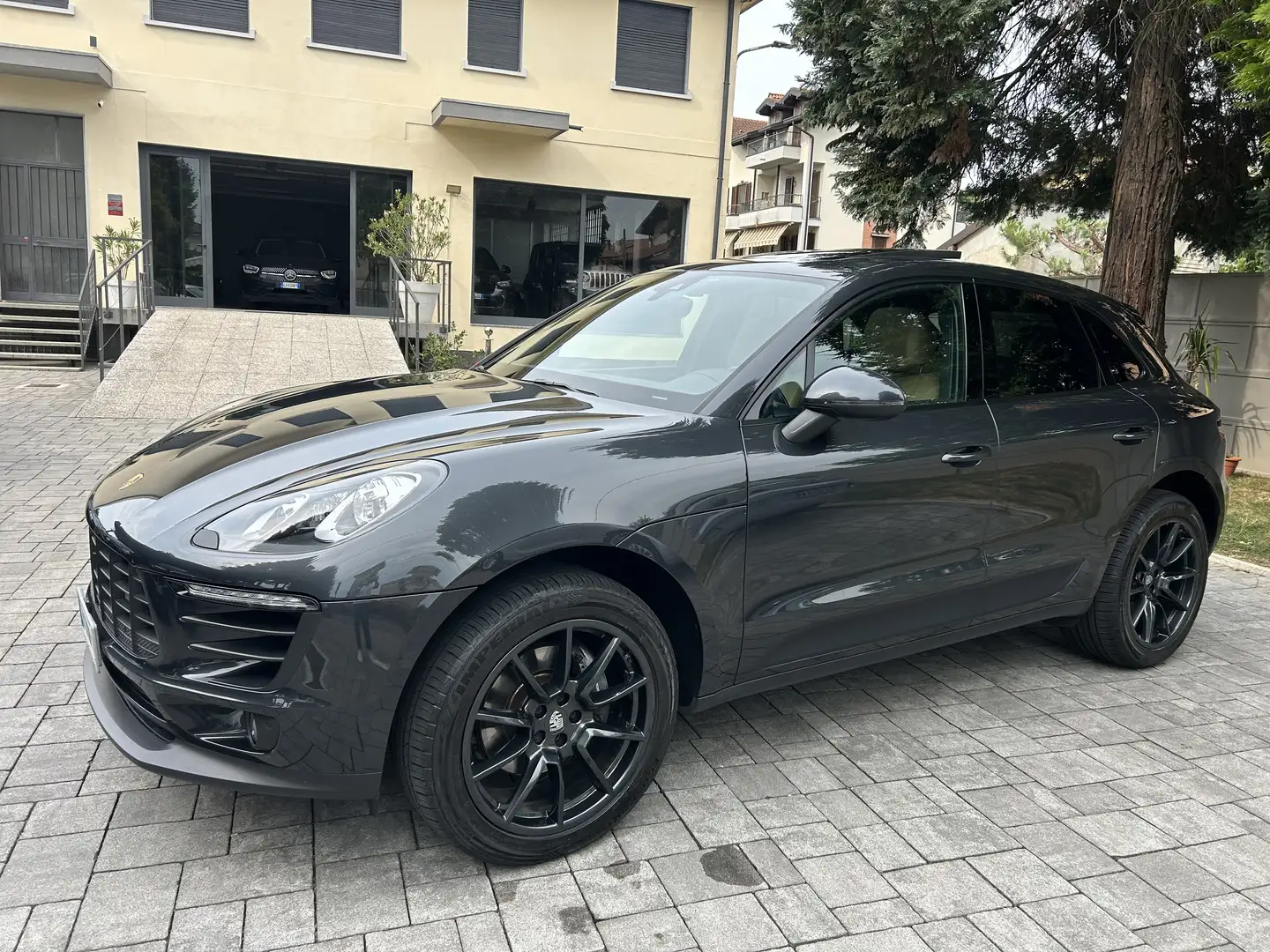 Porsche Macan 2.0 252cv pdk TETTO PASM ACC NAVI LED Gris - 1
