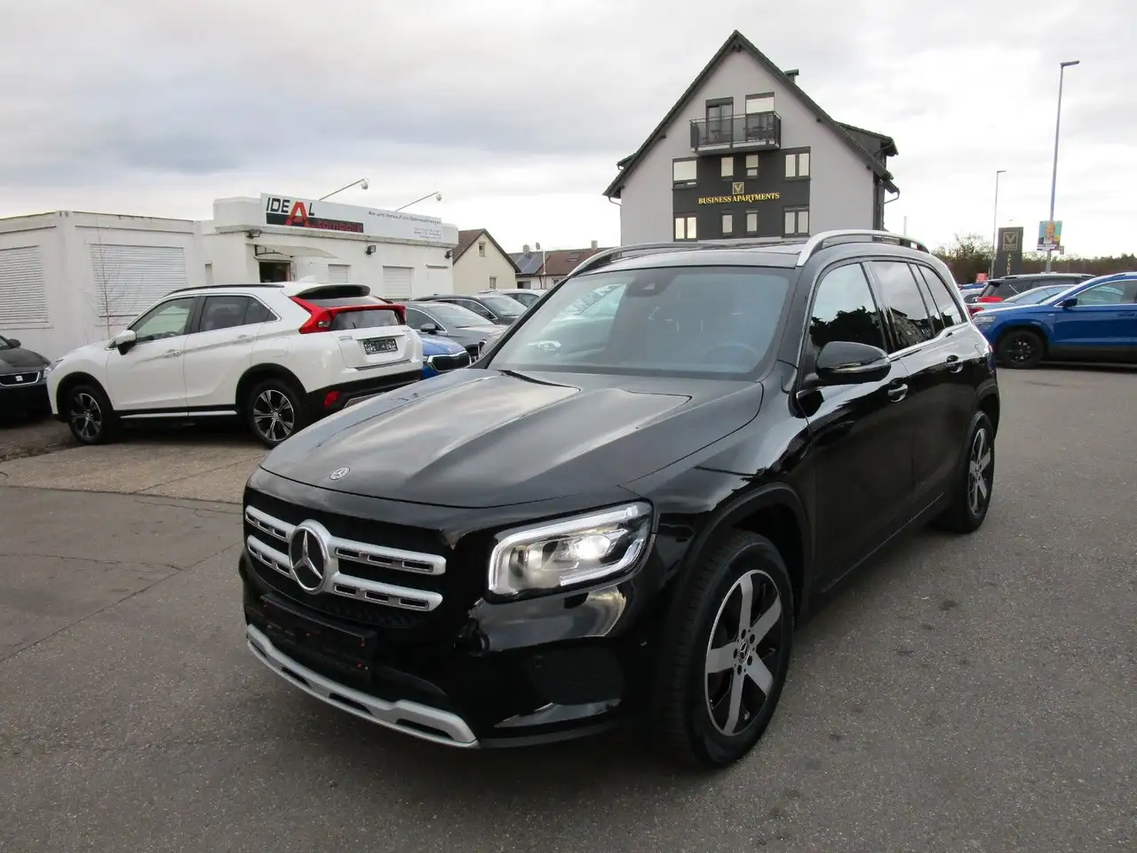 Mercedes-Benz GLB 200