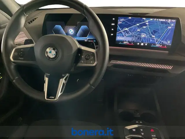 BMW 1 Series view 15