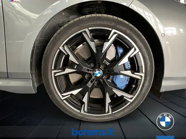 BMW 1 Series view 12