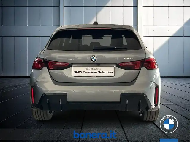 BMW 1 Series view 7