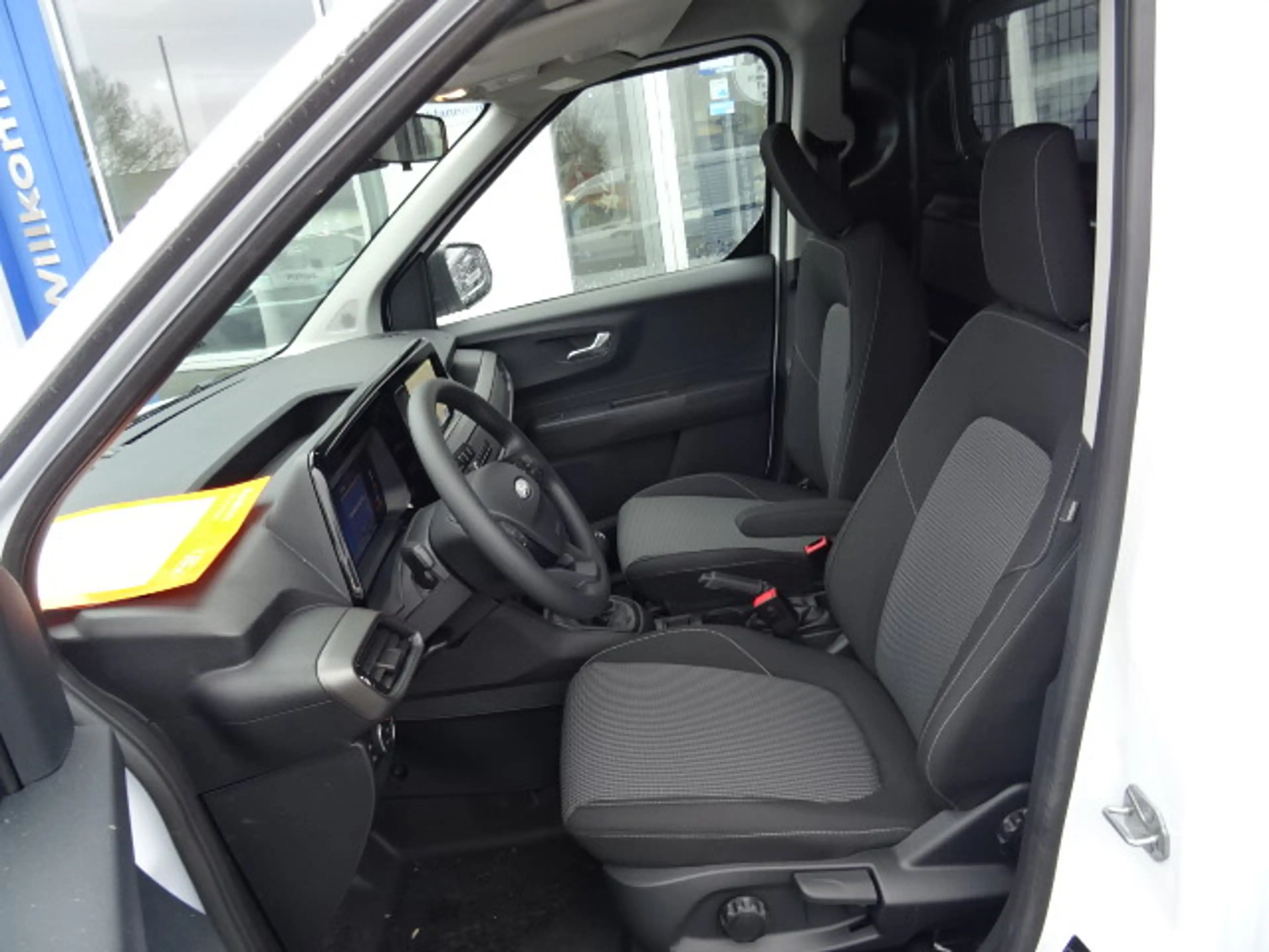 Ford Transit Courier 1.5 Ecoblue Trend — photo 7