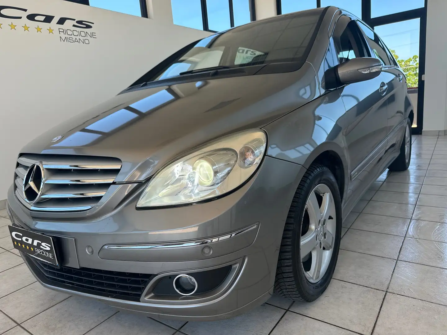 Mercedes-Benz B 200 UNIPROPRIETARIO CAMBIO AUT XENO SENSORI Gris - 1