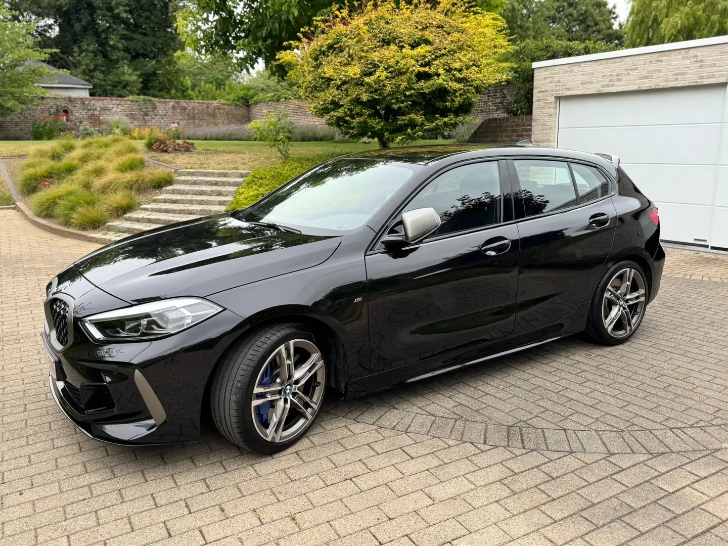BMW 135 M135i xDrive Noir - 1