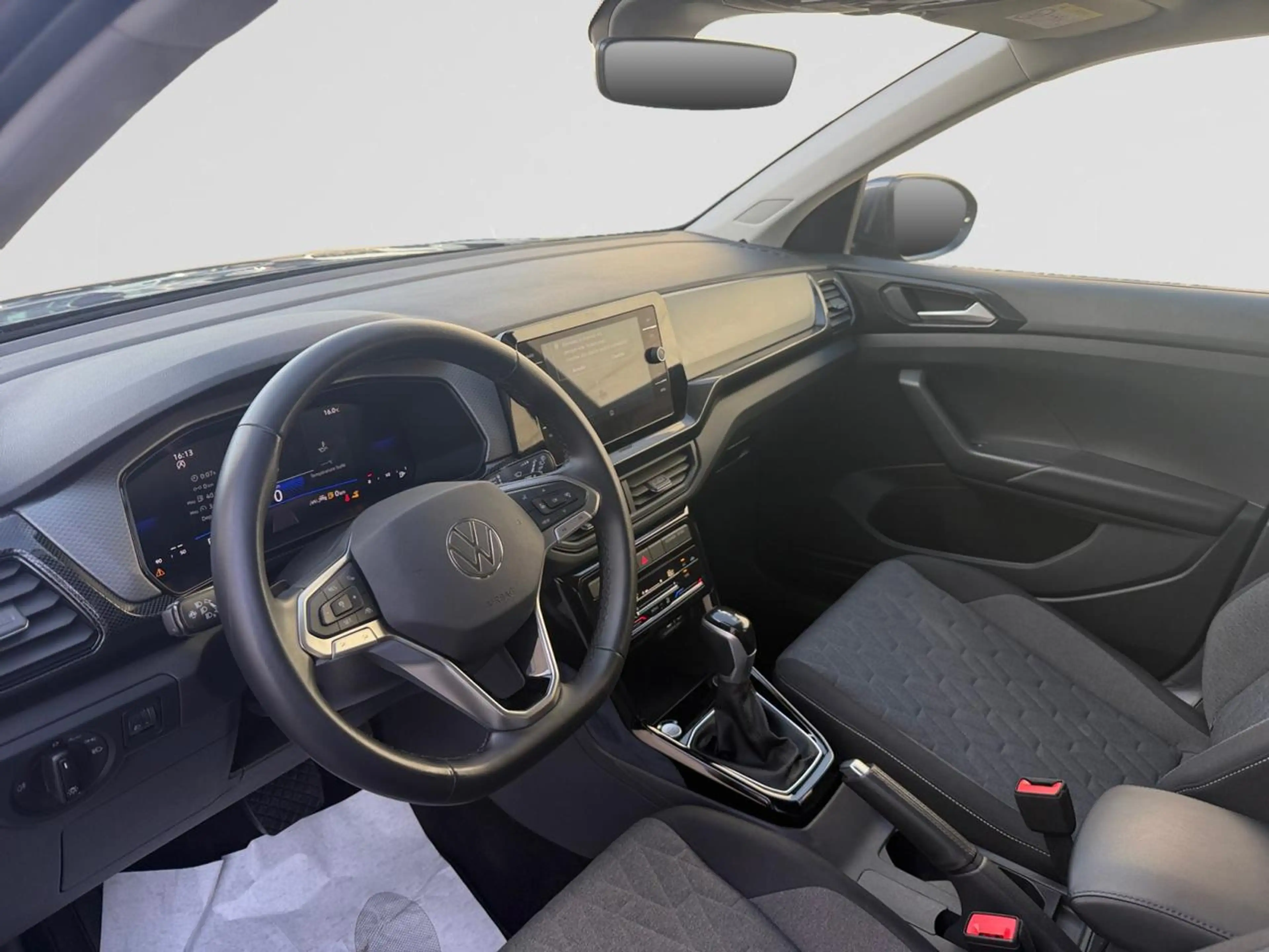 Volkswagen T-Cross 1.0 TSI Life Business OPF DSG — photo 15