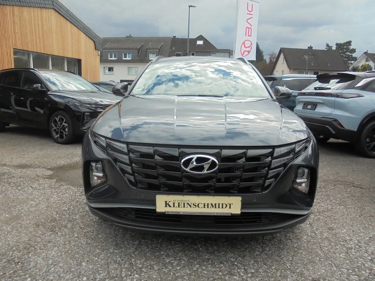 Hyundai TUCSON 1.6 T-GDI GARANTIE NAVI AHK KAMERA Grau - 2
