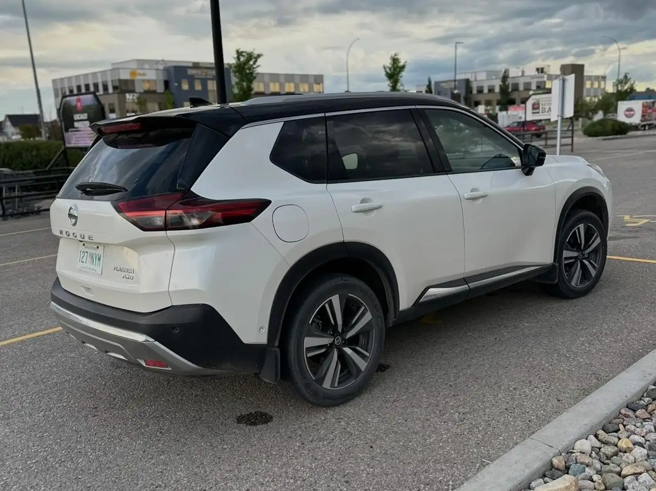 Nissan Rogue снимка Nissan Rogue