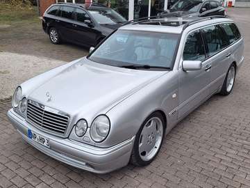 E 55 T AMG Leder Designo, BOSE, 18 Zoll AMG