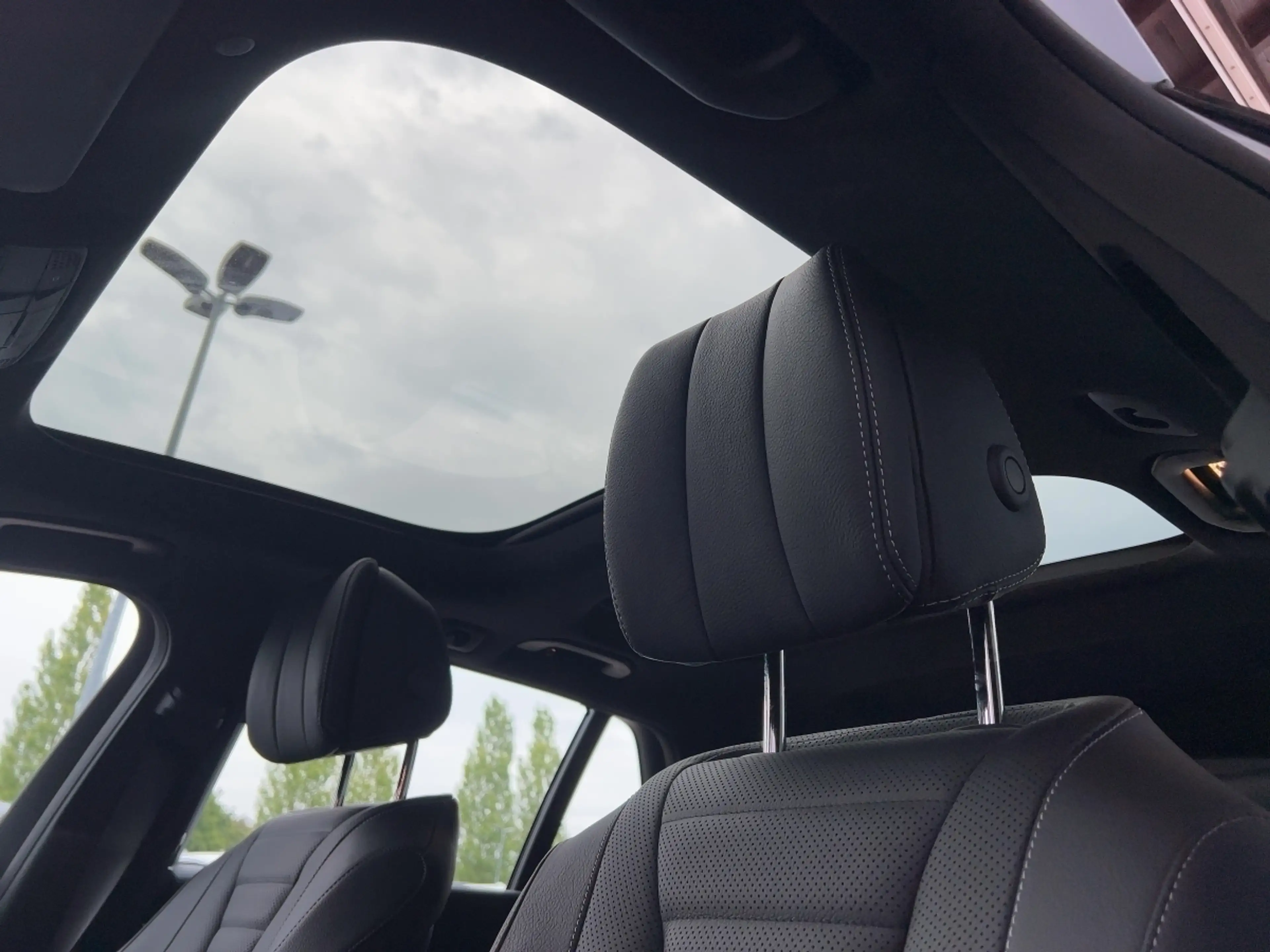 Mercedes-Benz E 450 T All-Terrain 9G-TRONIC Avantgarde — photo 20