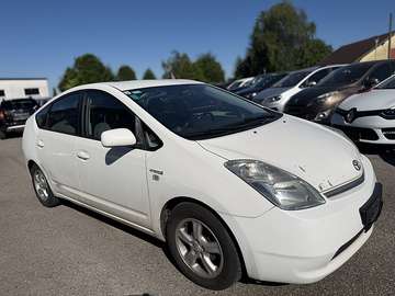 1,5 VVT-i Hybrid ***Pickerl 1/2027***