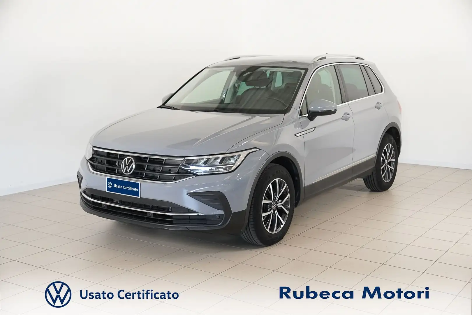 Volkswagen Tiguan 1.5 TSI ACT Life 130CV Grau - 1