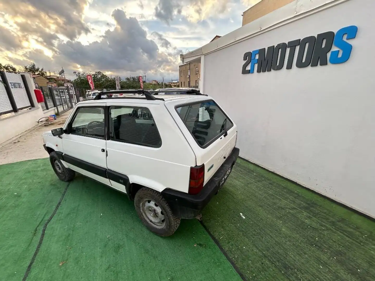 Fiat Panda 1.0 Trekking 4x4 Blanc - 2