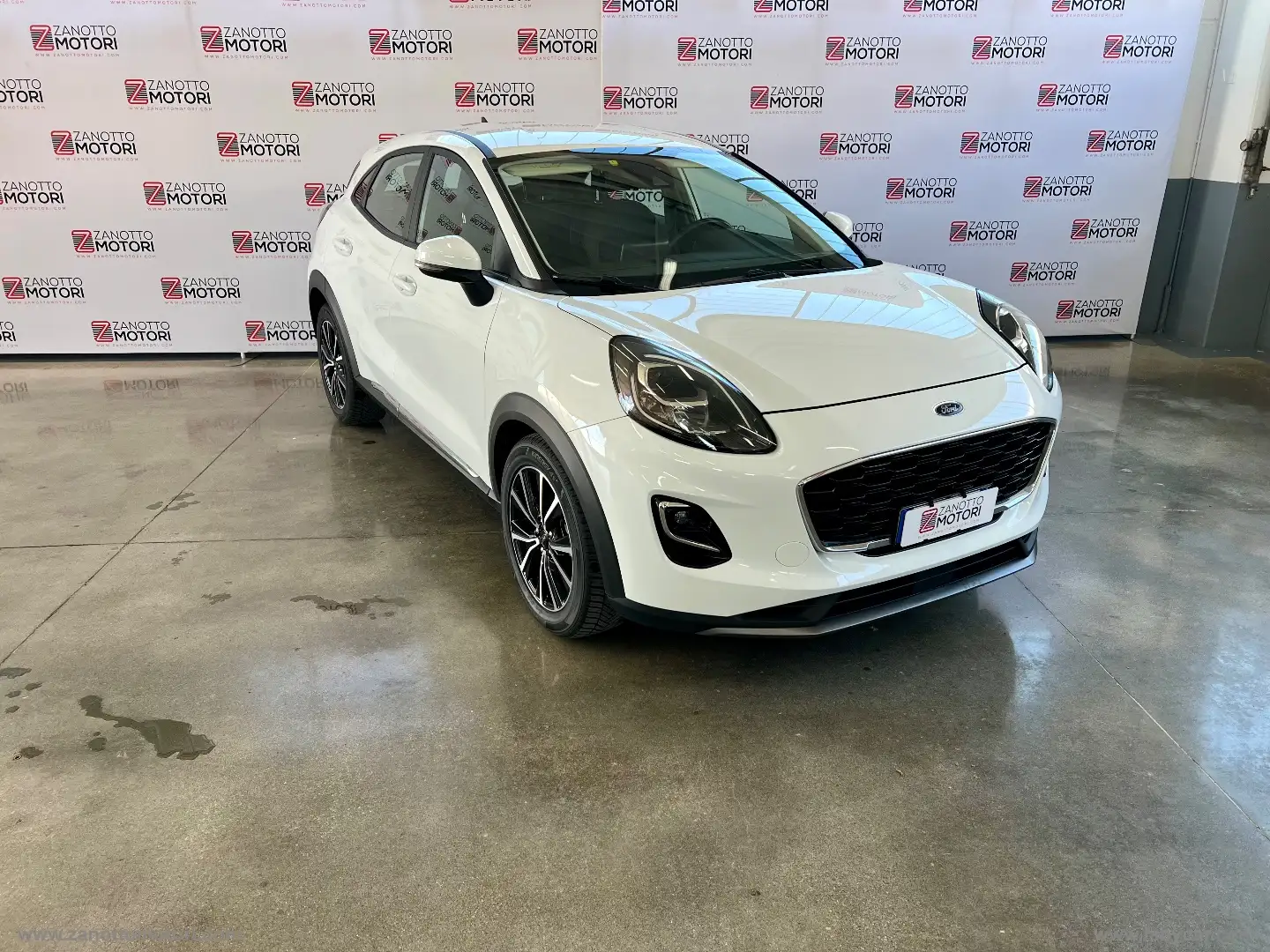 Ford Puma 1.0 EcoBoost Hyb. 125 CV Tit. Bianco - 2