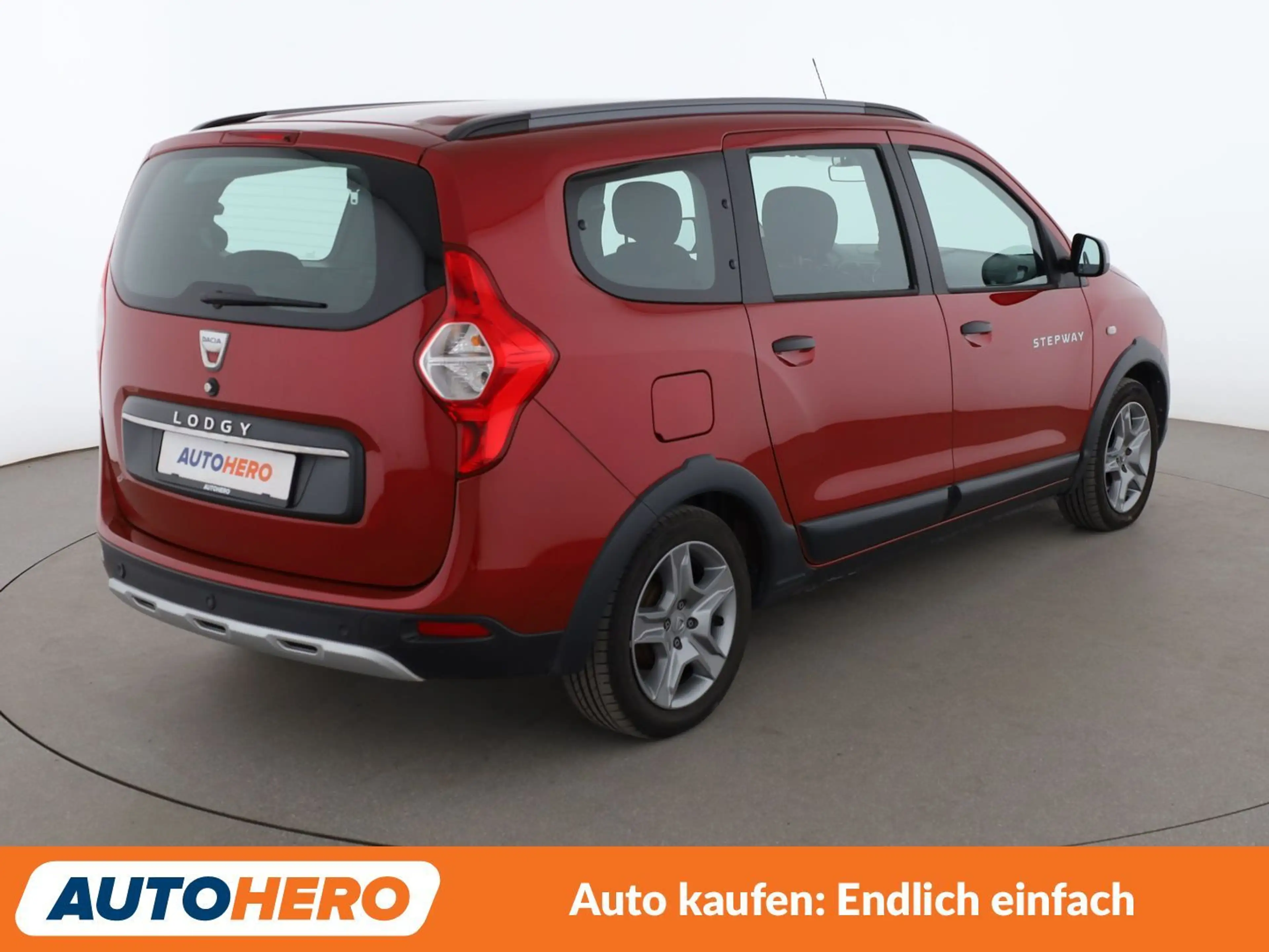 Dacia Lodgy 1.5 Blue dCi Stepway *CAM*TEMPO*KLIMA* — photo 6
