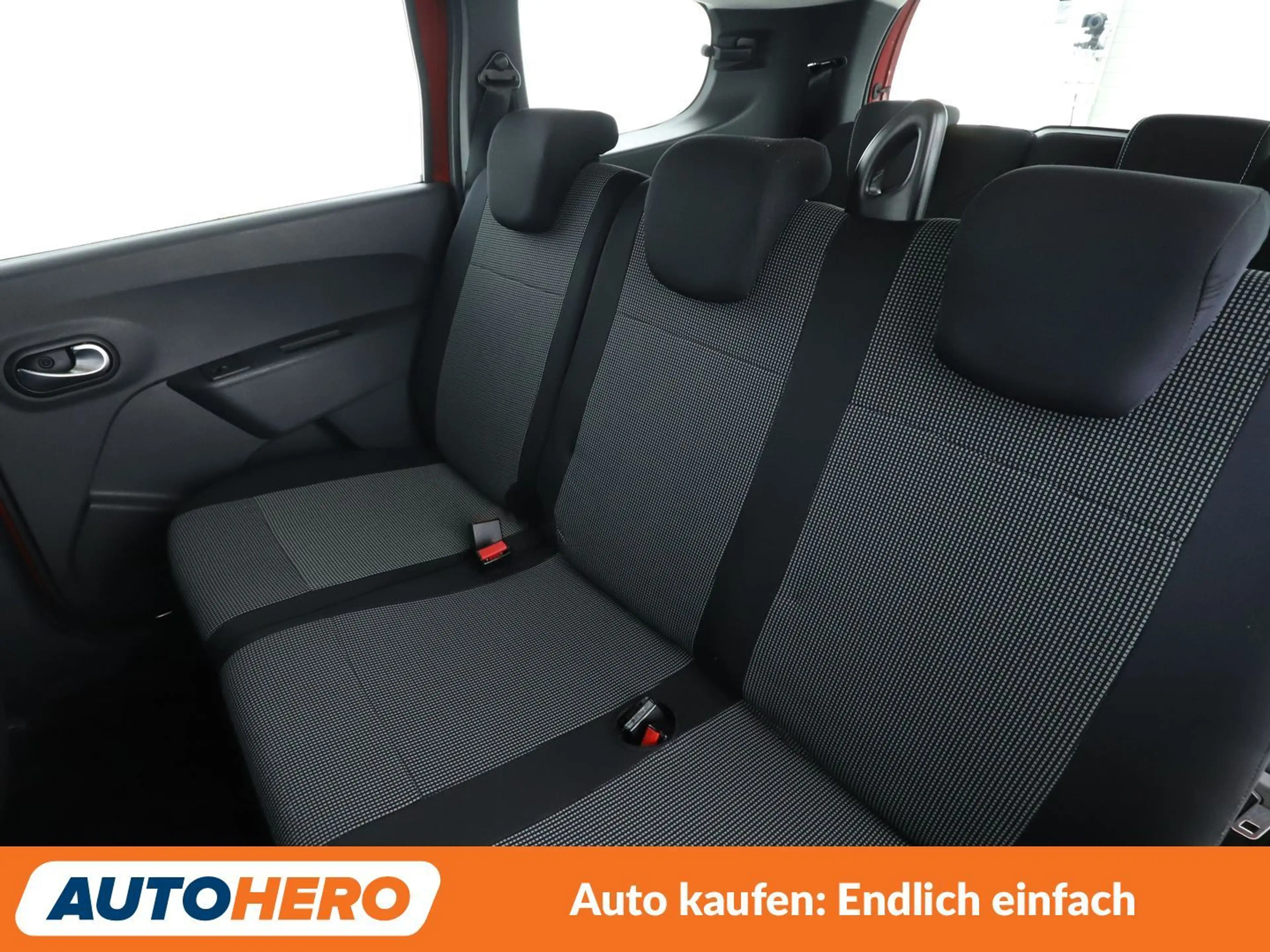 Dacia Lodgy 1.5 Blue dCi Stepway *CAM*TEMPO*KLIMA* — photo 14