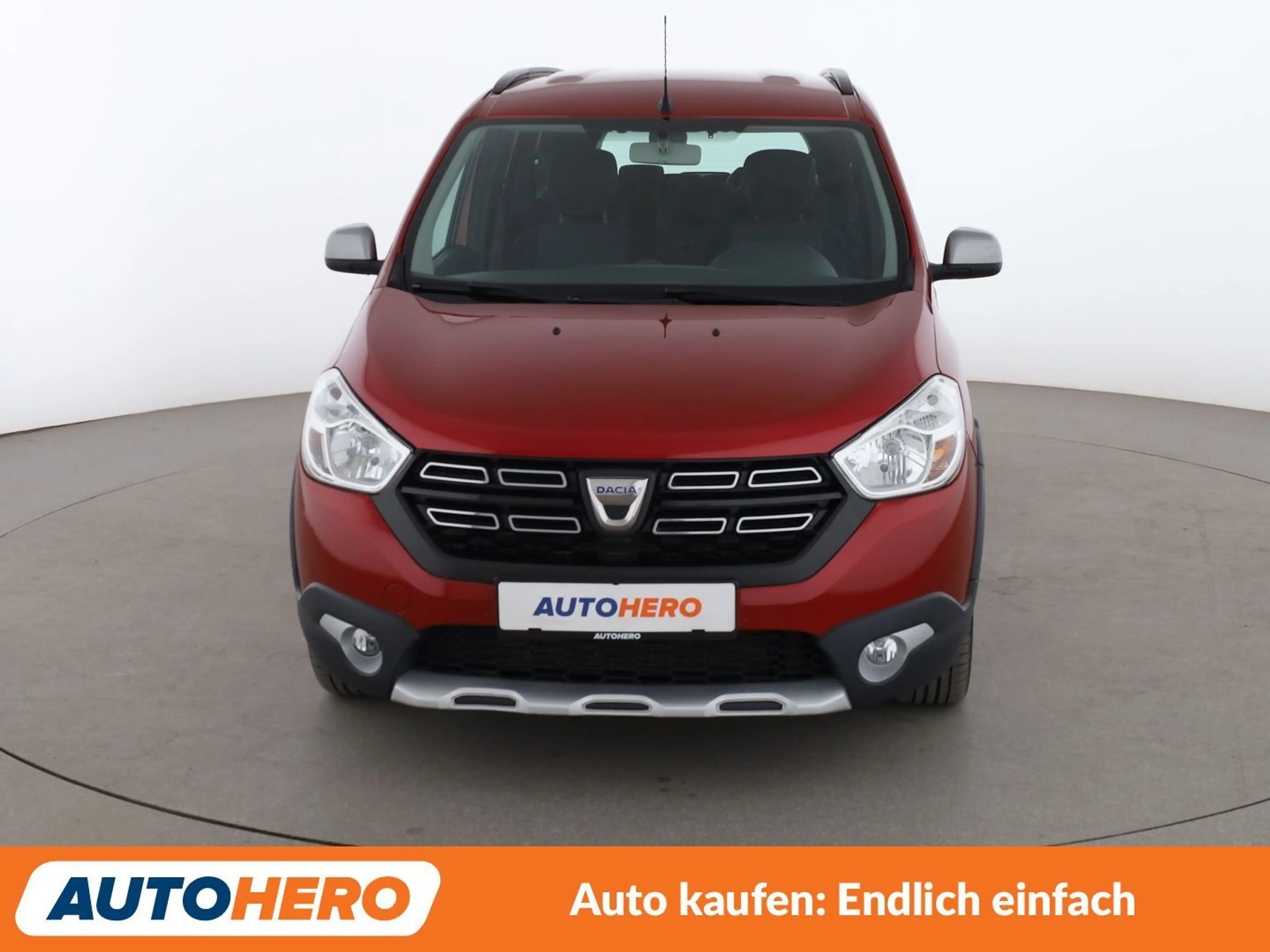 Dacia Lodgy 1.5 Blue dCi Stepway *CAM*TEMPO*KLIMA* — photo 9