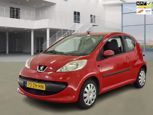 Peugeot 107 1.0-12V XS