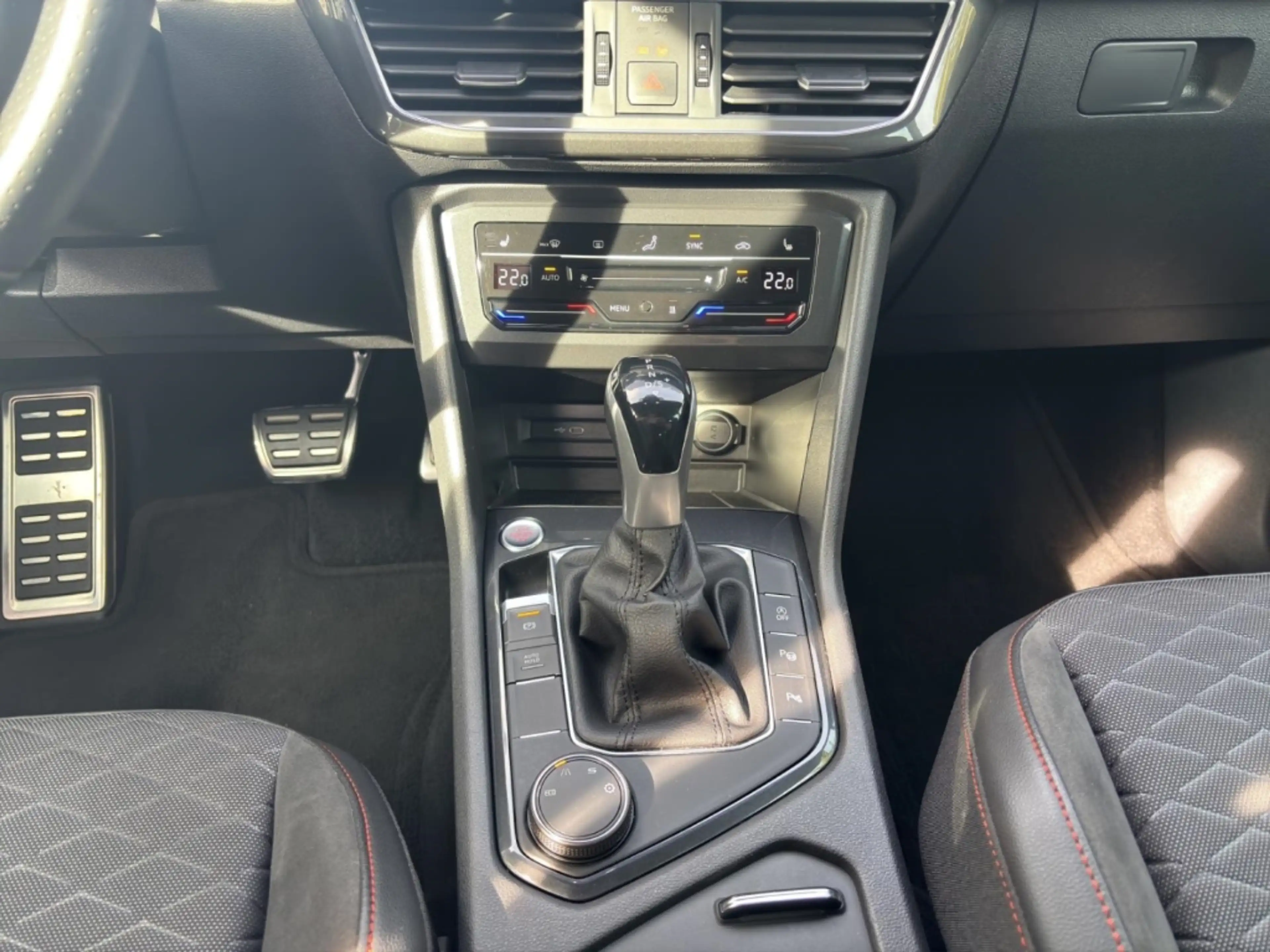 SEAT Tarraco 1.5 TSI ACT FR Alu LED AHK Kamera Navi ACC Sitzh. — photo 15