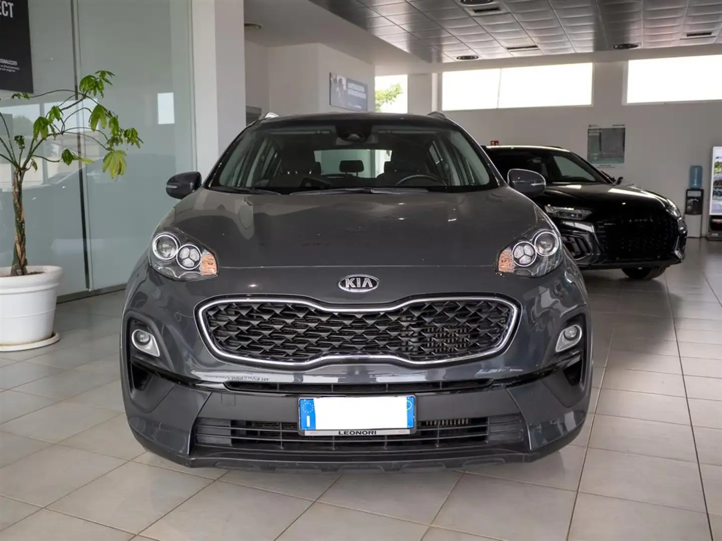 Kia Sportage 1.6 crdi 136 cv Business Class 2WD Grigio - 2