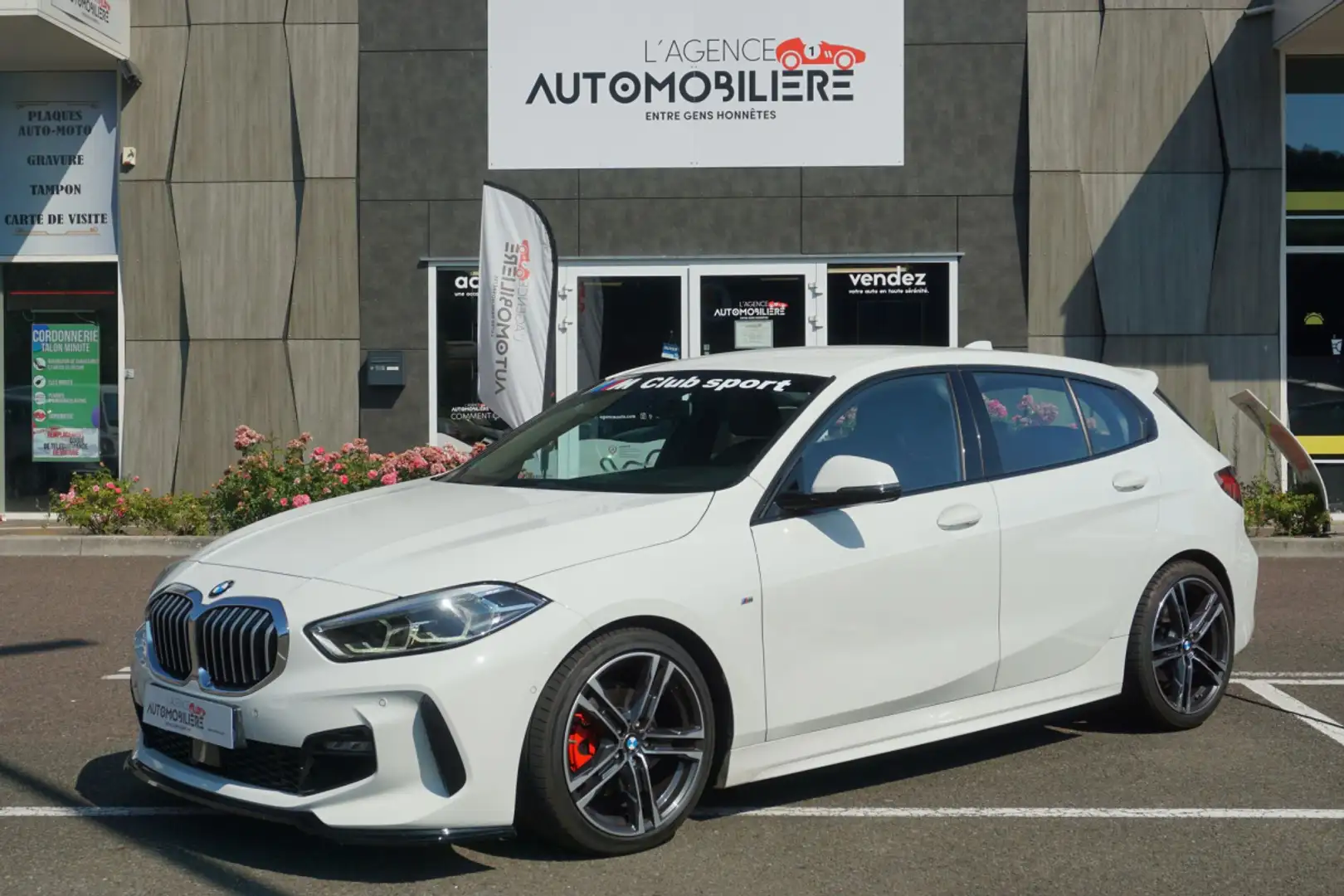 BMW 116 F40 116I 109 ch M Sport Blanc - 1