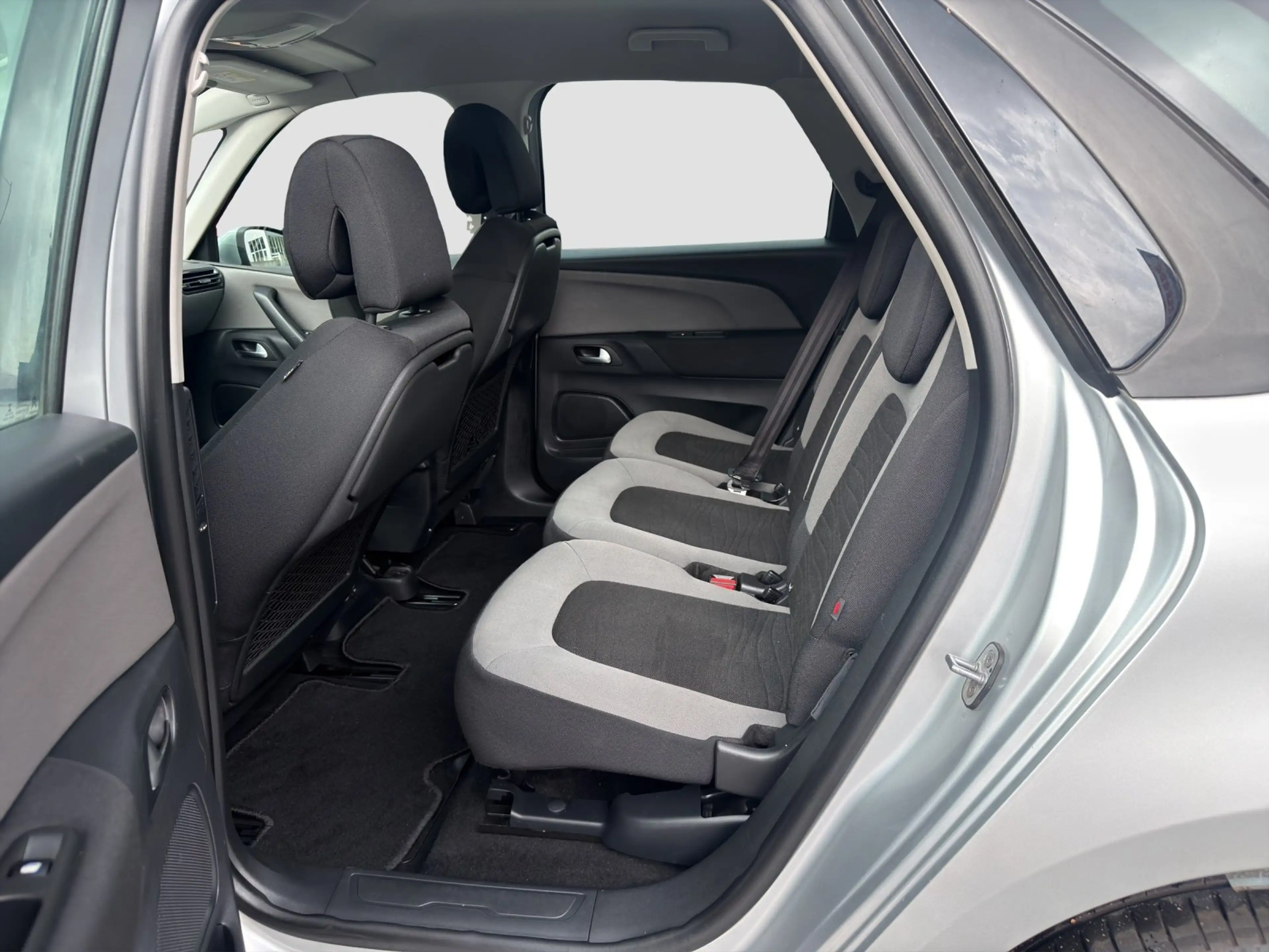 Citroen C4 SpaceTourer Seduction — photo 12