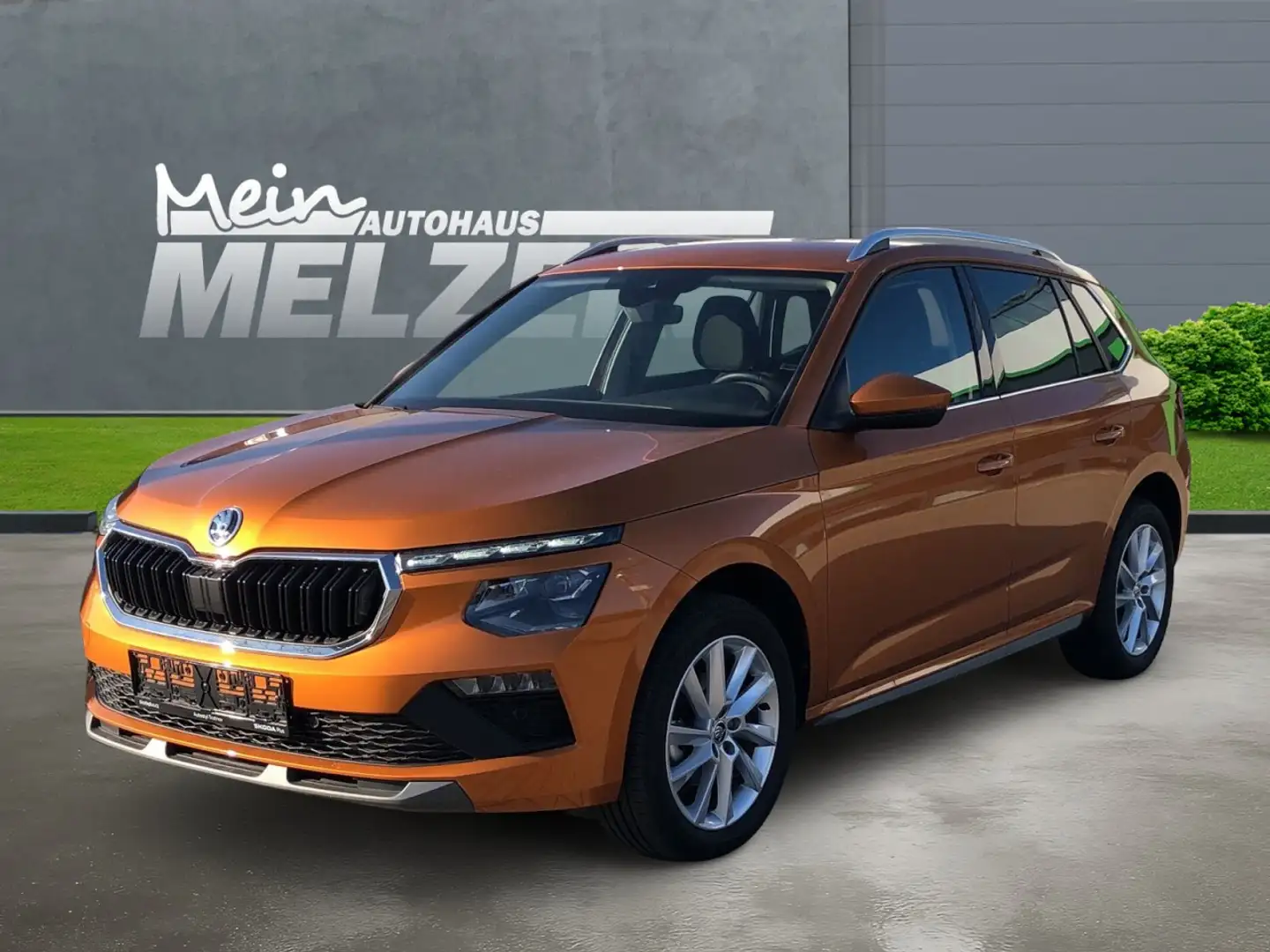 Skoda Kamiq SELECTION 1.5TSI DSG AHK+MATRIX+WSS BEHEIZ Klima Orange - 1