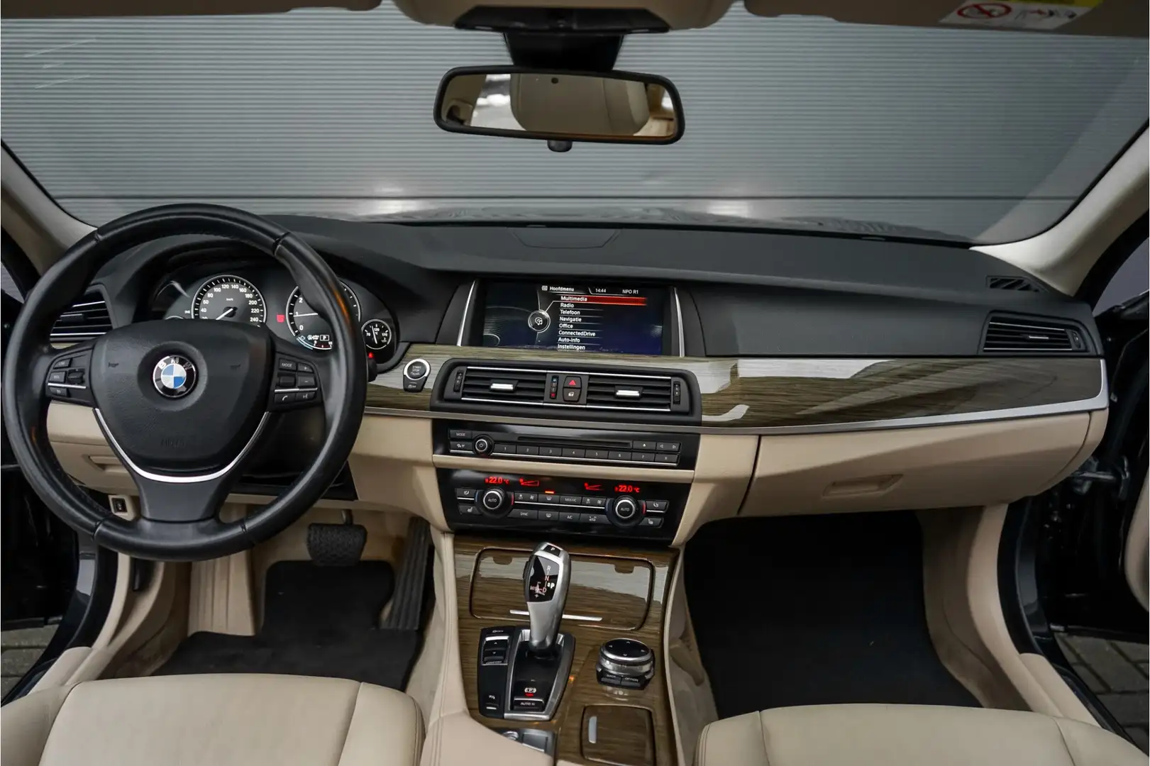 BMW 520 5-serie Touring 520i Modern Line Pano Trekhaak Led Noir - 2