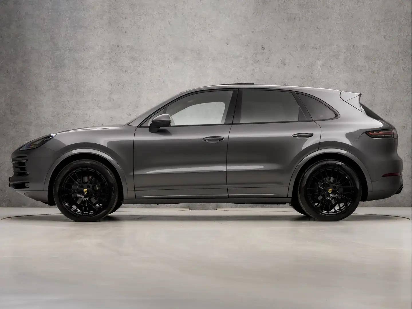 Porsche Cayenne 3.0 340Pk (PANORAMADAK, APPLE CARPLAY, GROOT NAVI, Gris - 2