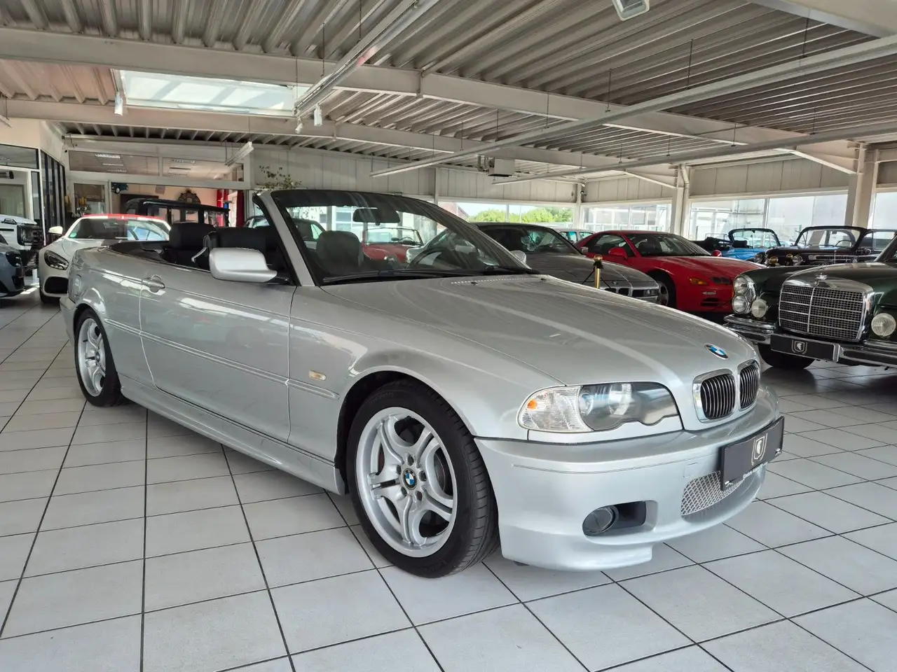 BMW 330