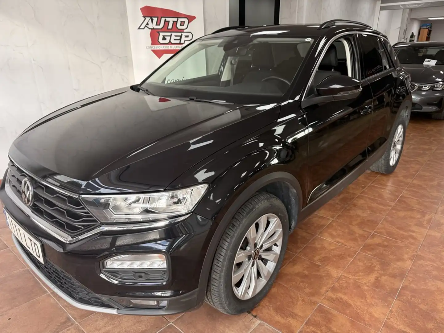 Volkswagen T-Roc Advance 1.5 TSI 110kW (150CV) DSG Schwarz - 1