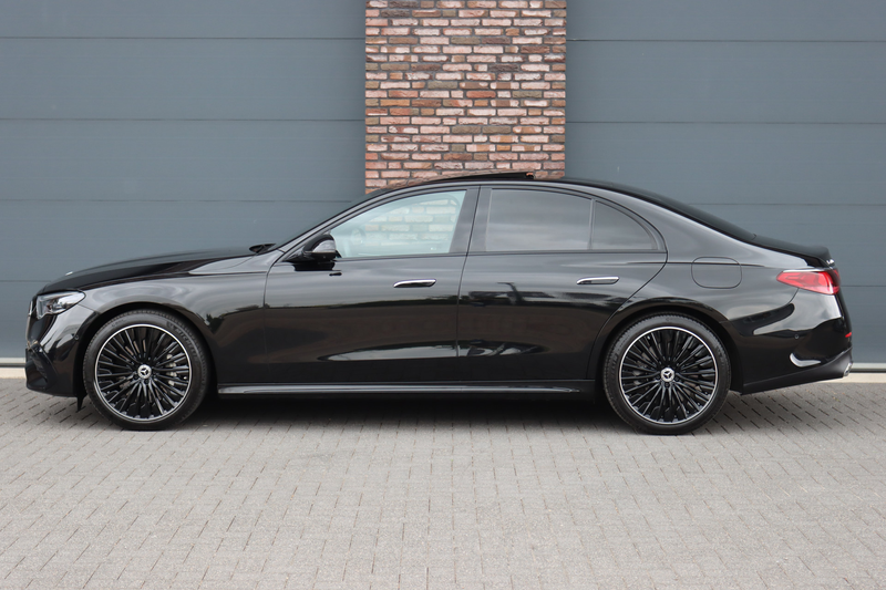 Mercedes-Benz E 400 e 4MATIC AMG Line | Luchtvering | Achterasbesturin — photo 9