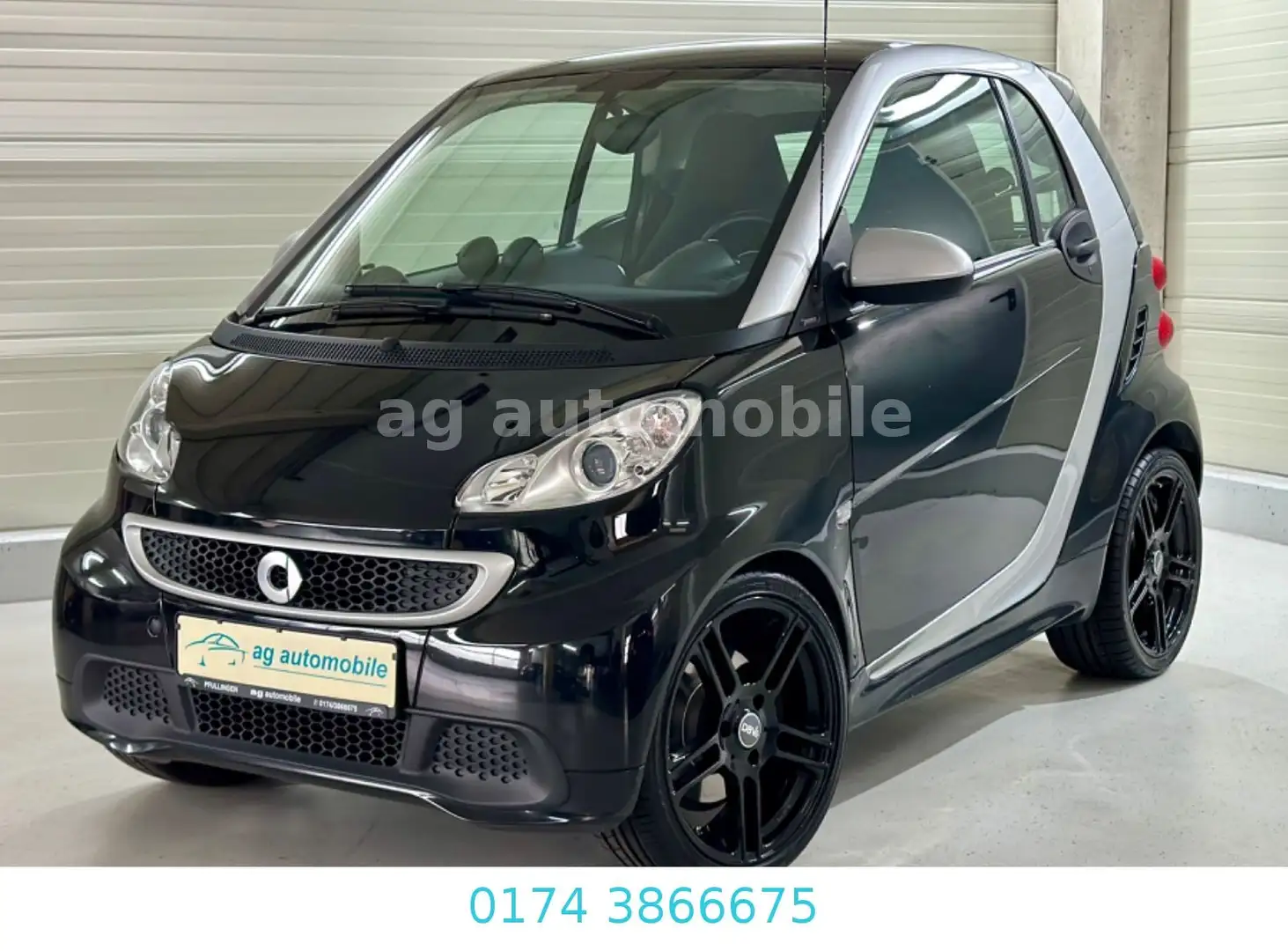 smart forTwo fortwo coupe Micro Hybrid Drive 52kW Silber - 1