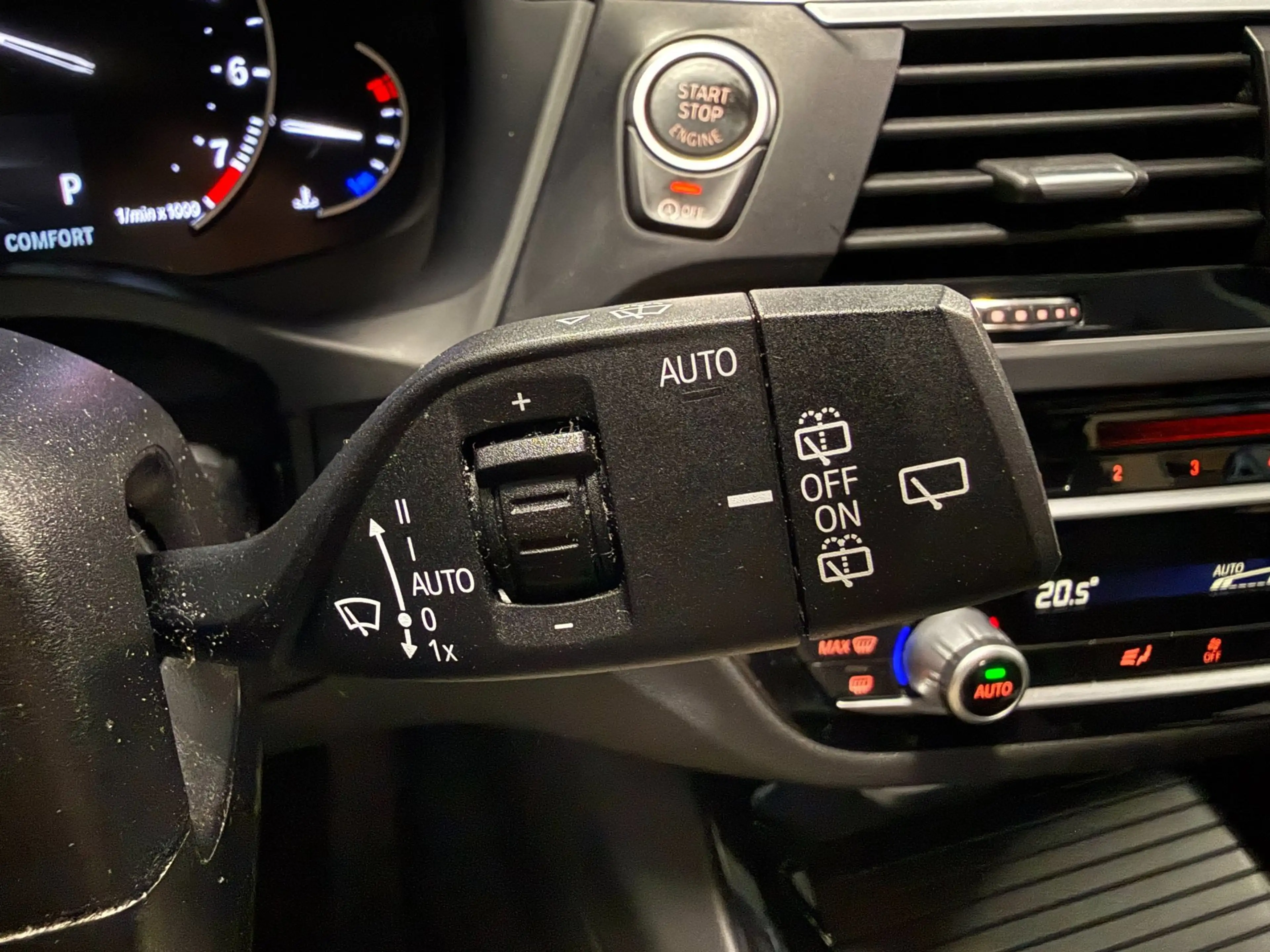 BMW X3 XDrive20i Launch Edition|CAMERA|BLUETOOTH|NAVI|PDC — photo 18