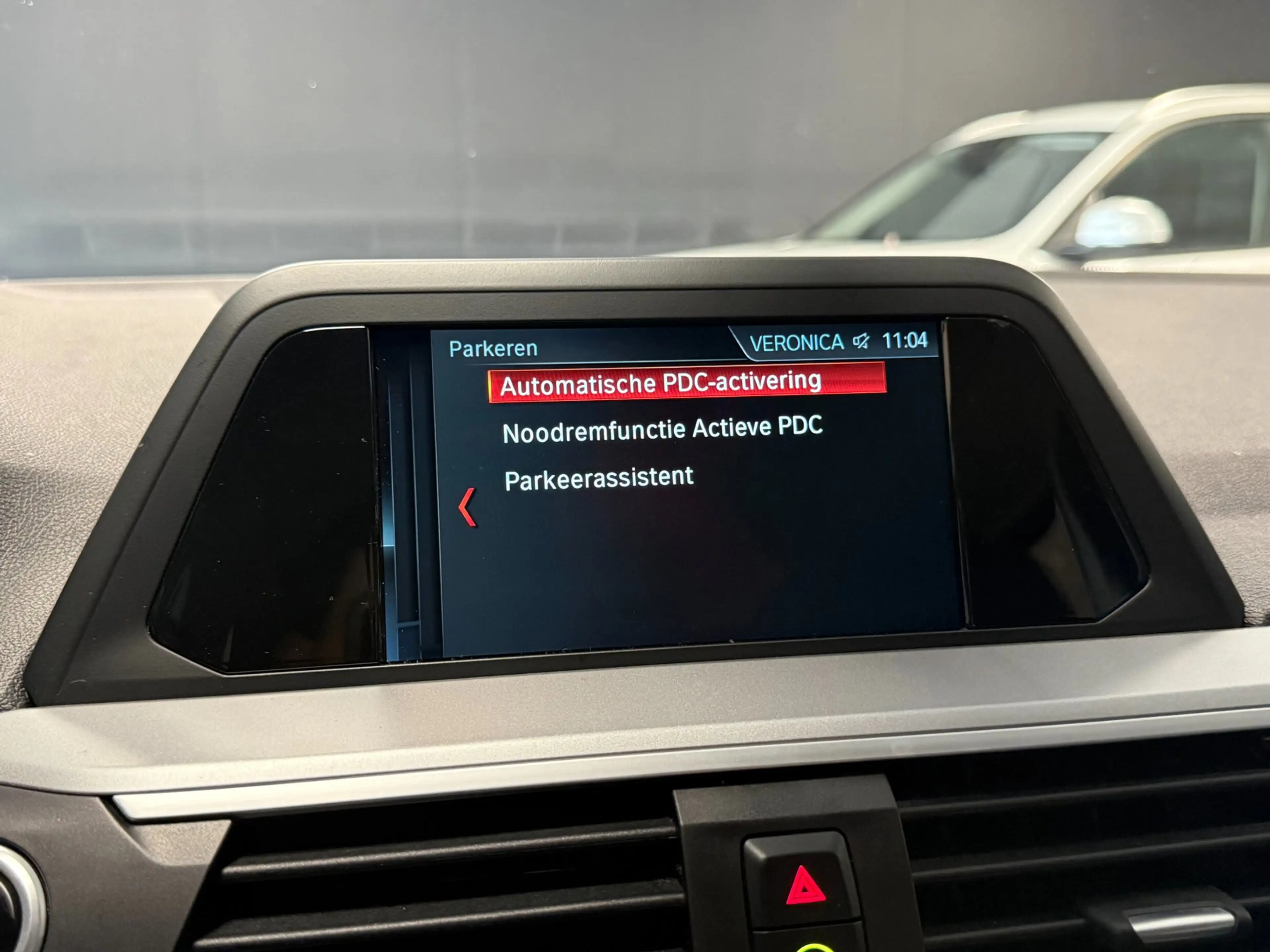 BMW X3 XDrive20i Launch Edition|CAMERA|BLUETOOTH|NAVI|PDC — photo 35
