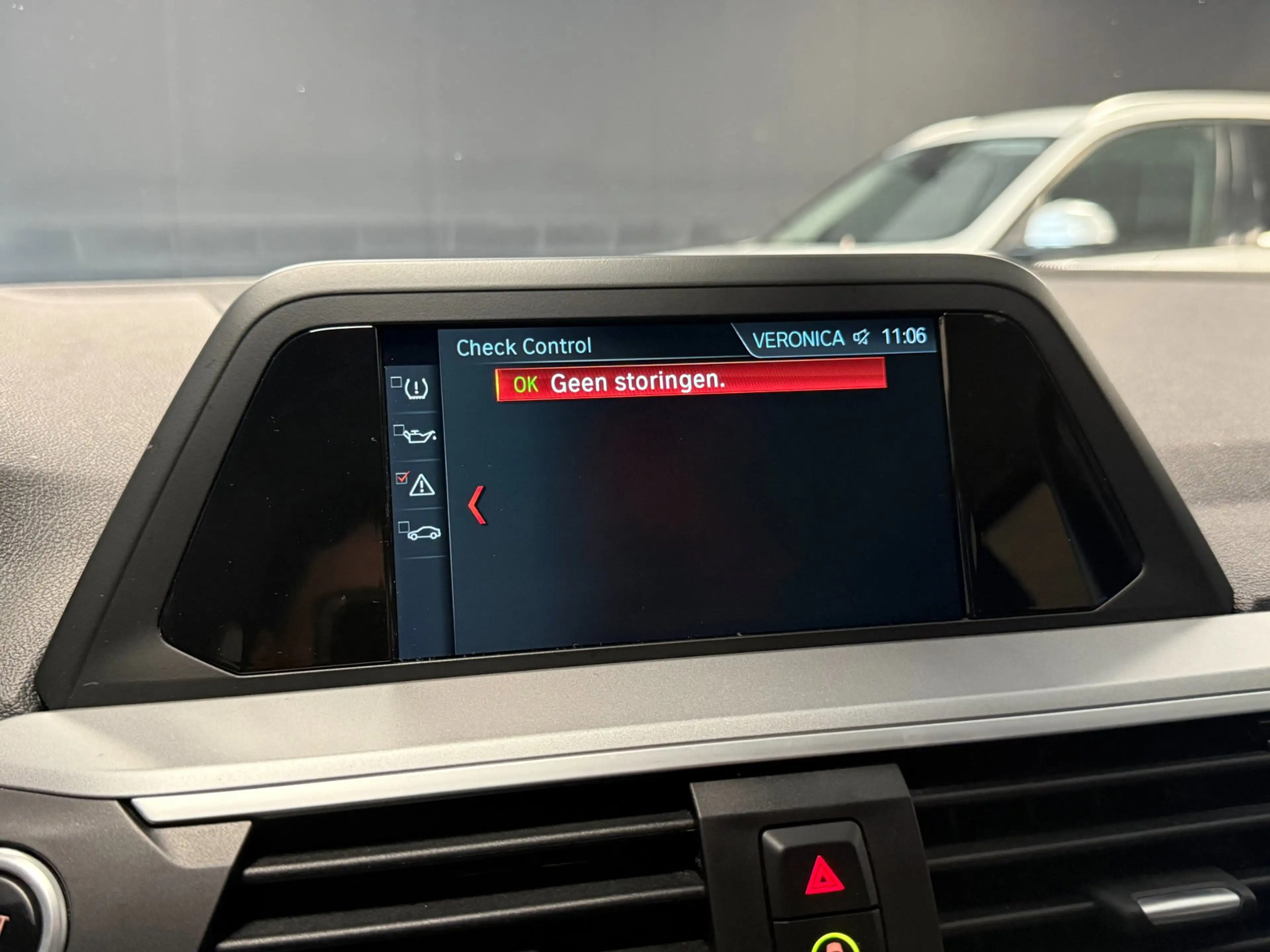BMW X3 XDrive20i Launch Edition|CAMERA|BLUETOOTH|NAVI|PDC — photo 39
