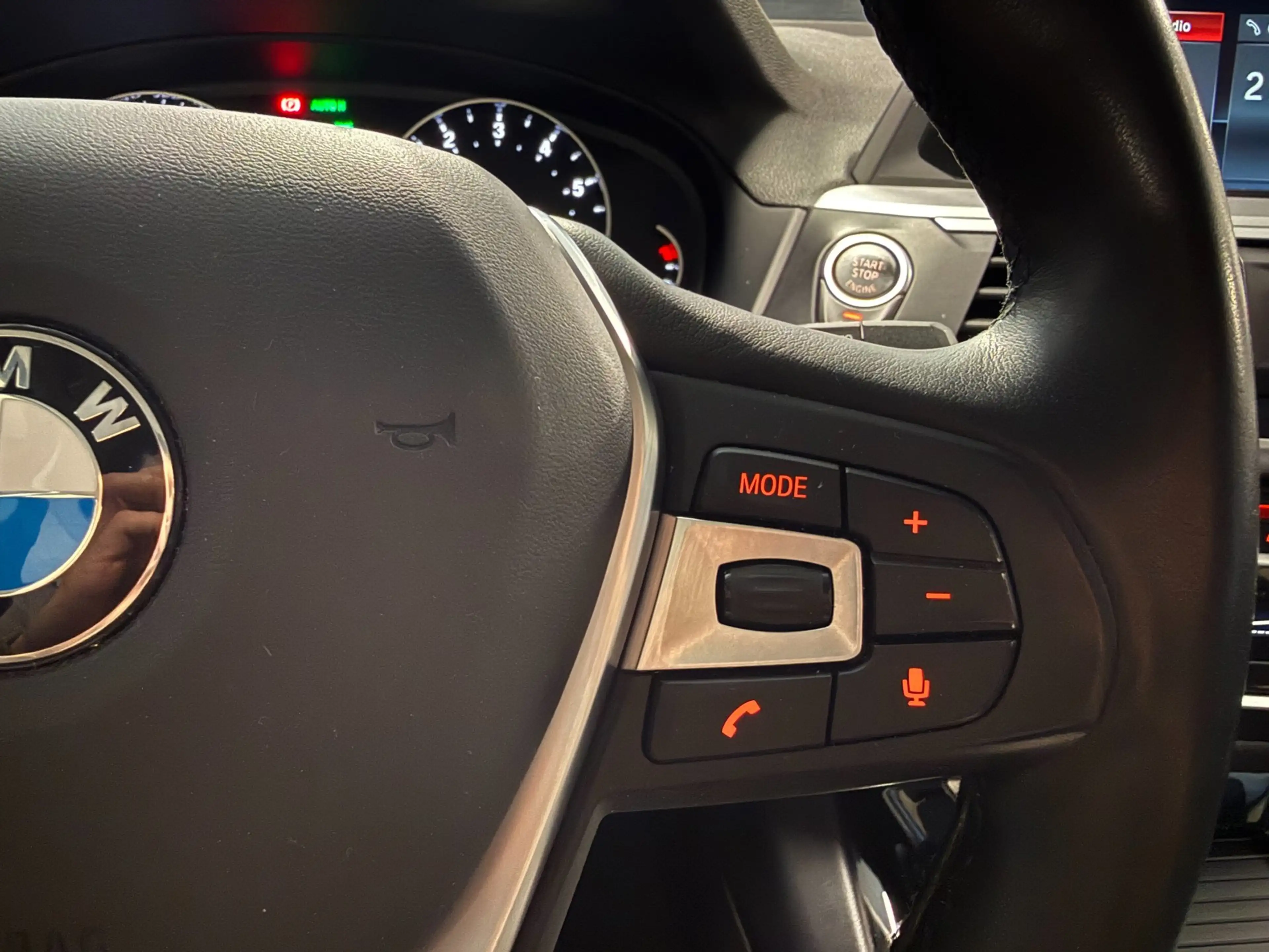 BMW X3 XDrive20i Launch Edition|CAMERA|BLUETOOTH|NAVI|PDC — photo 16