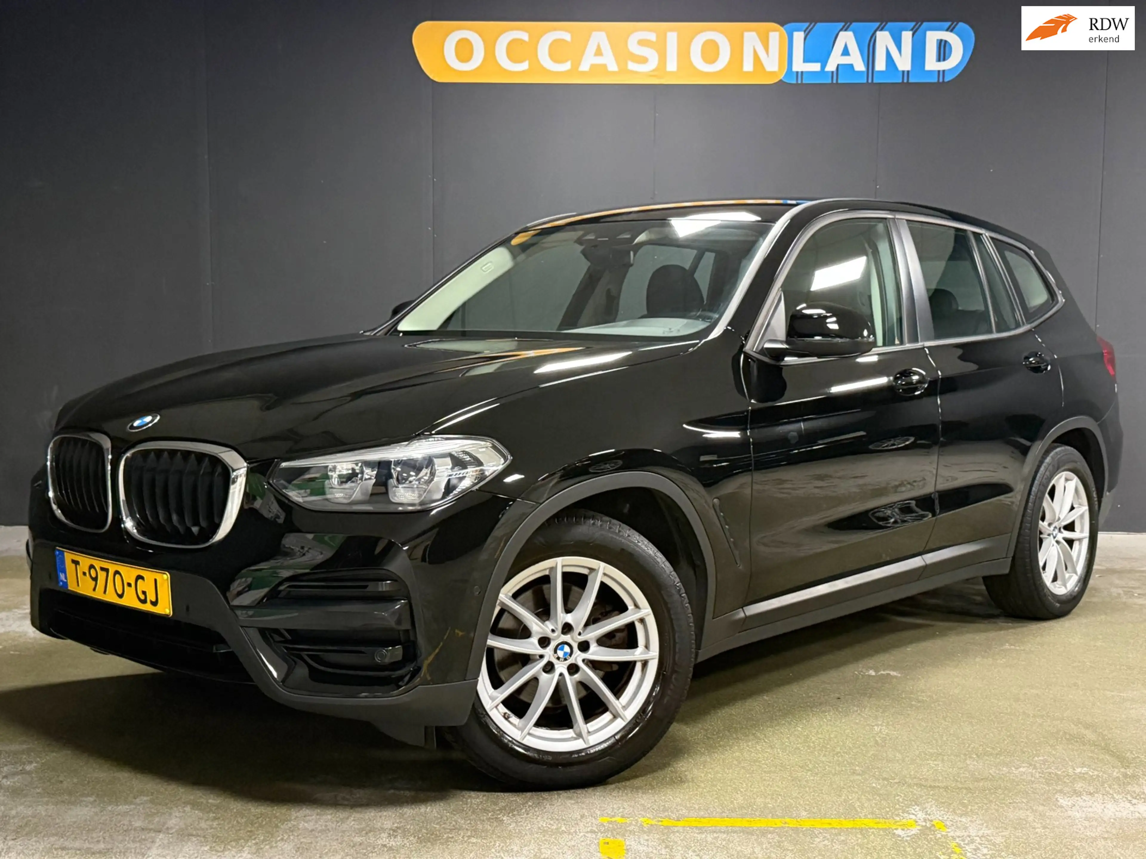 BMW X3 XDrive20i Launch Edition|CAMERA|BLUETOOTH|NAVI|PDC