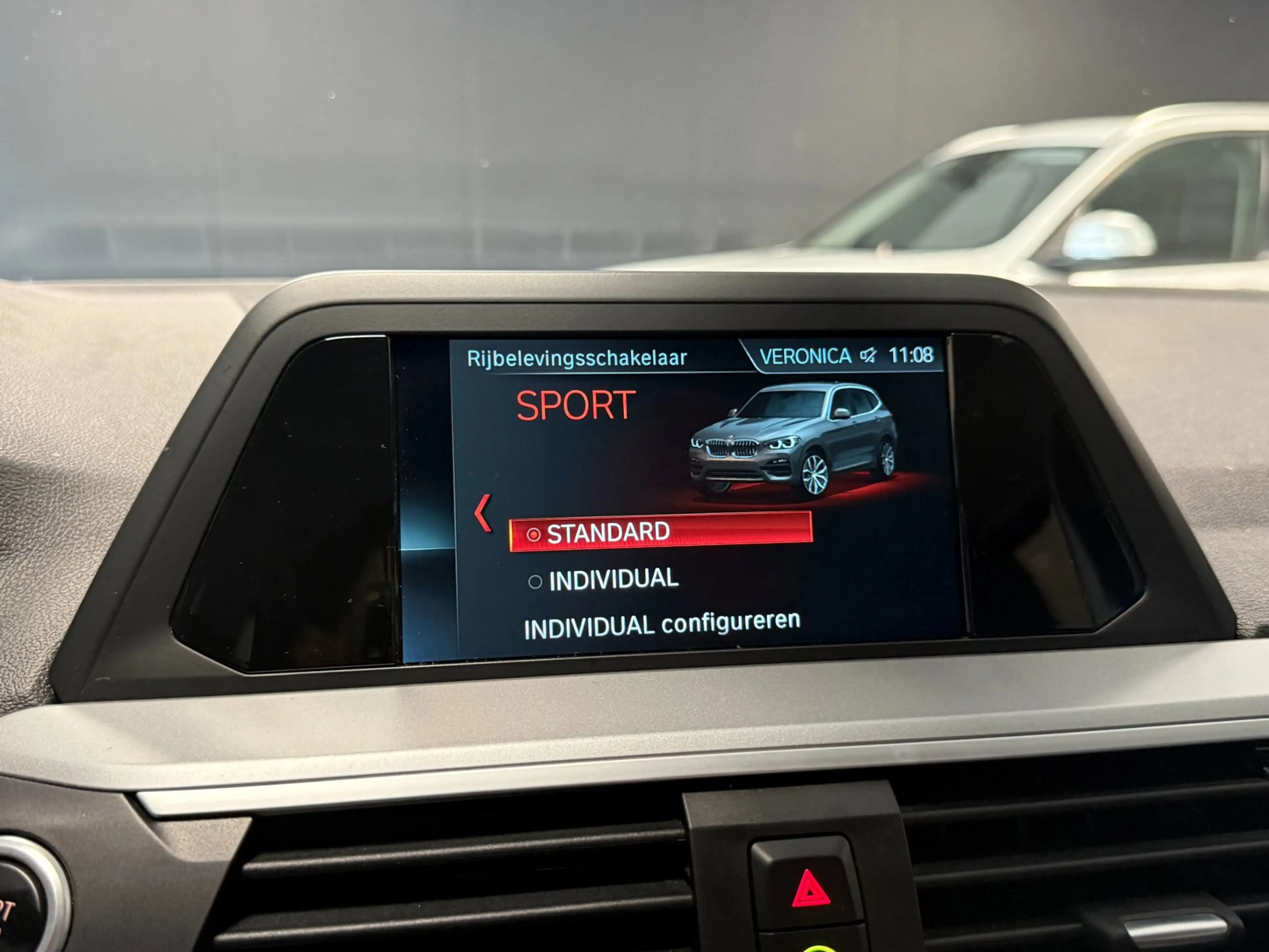 BMW X3 XDrive20i Launch Edition|CAMERA|BLUETOOTH|NAVI|PDC — photo 49