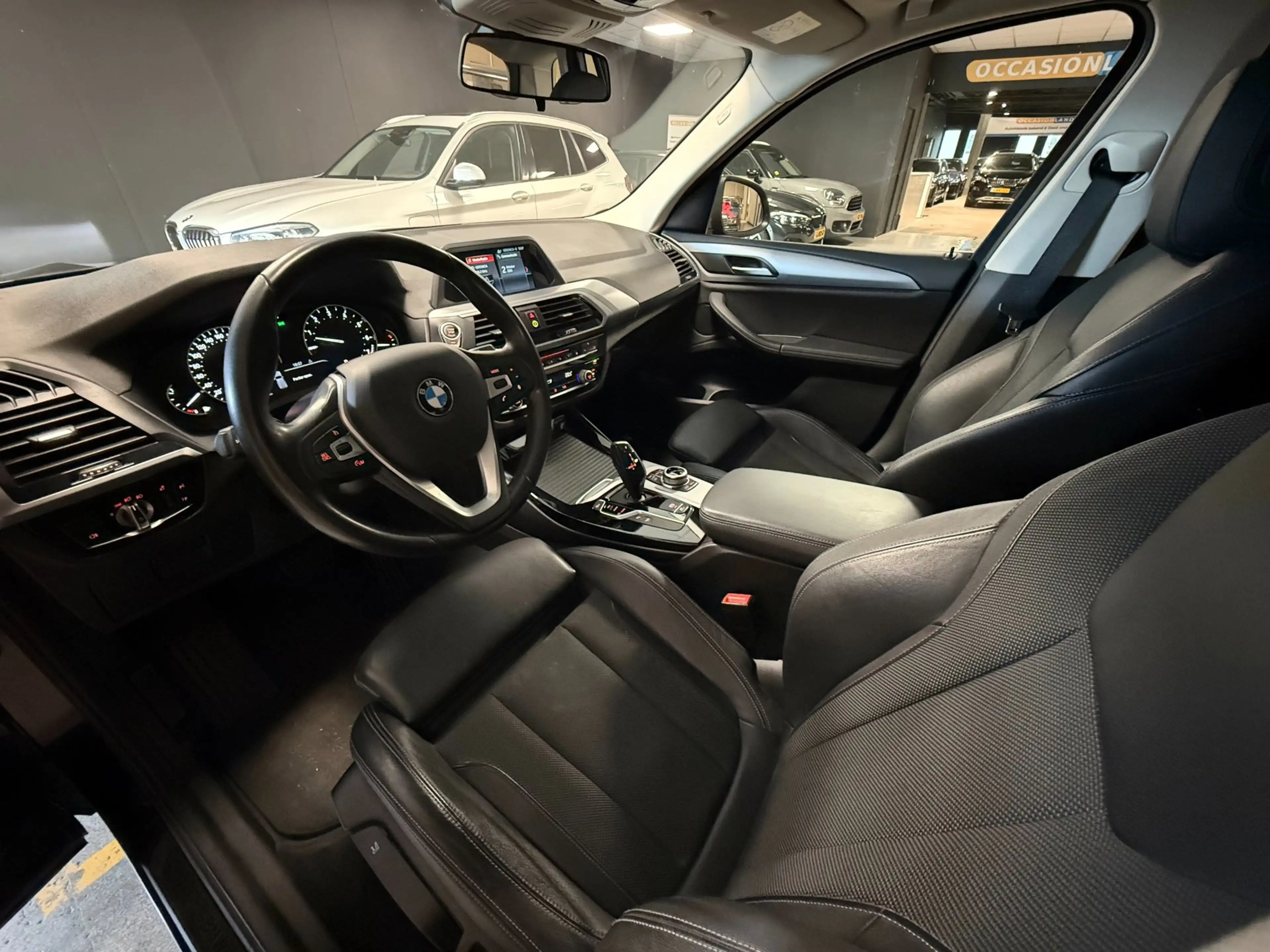 BMW X3 XDrive20i Launch Edition|CAMERA|BLUETOOTH|NAVI|PDC — photo 23