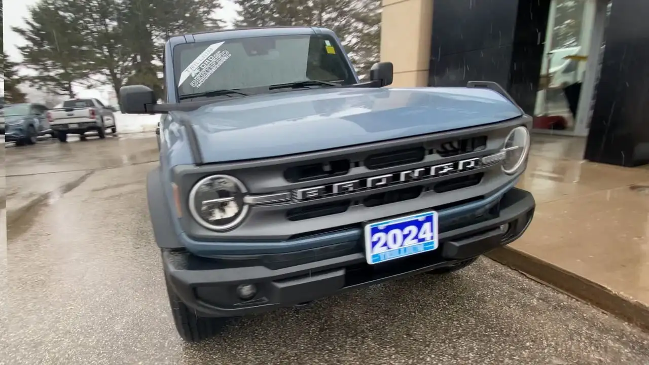 Ford Bronco снимка Ford Bronco