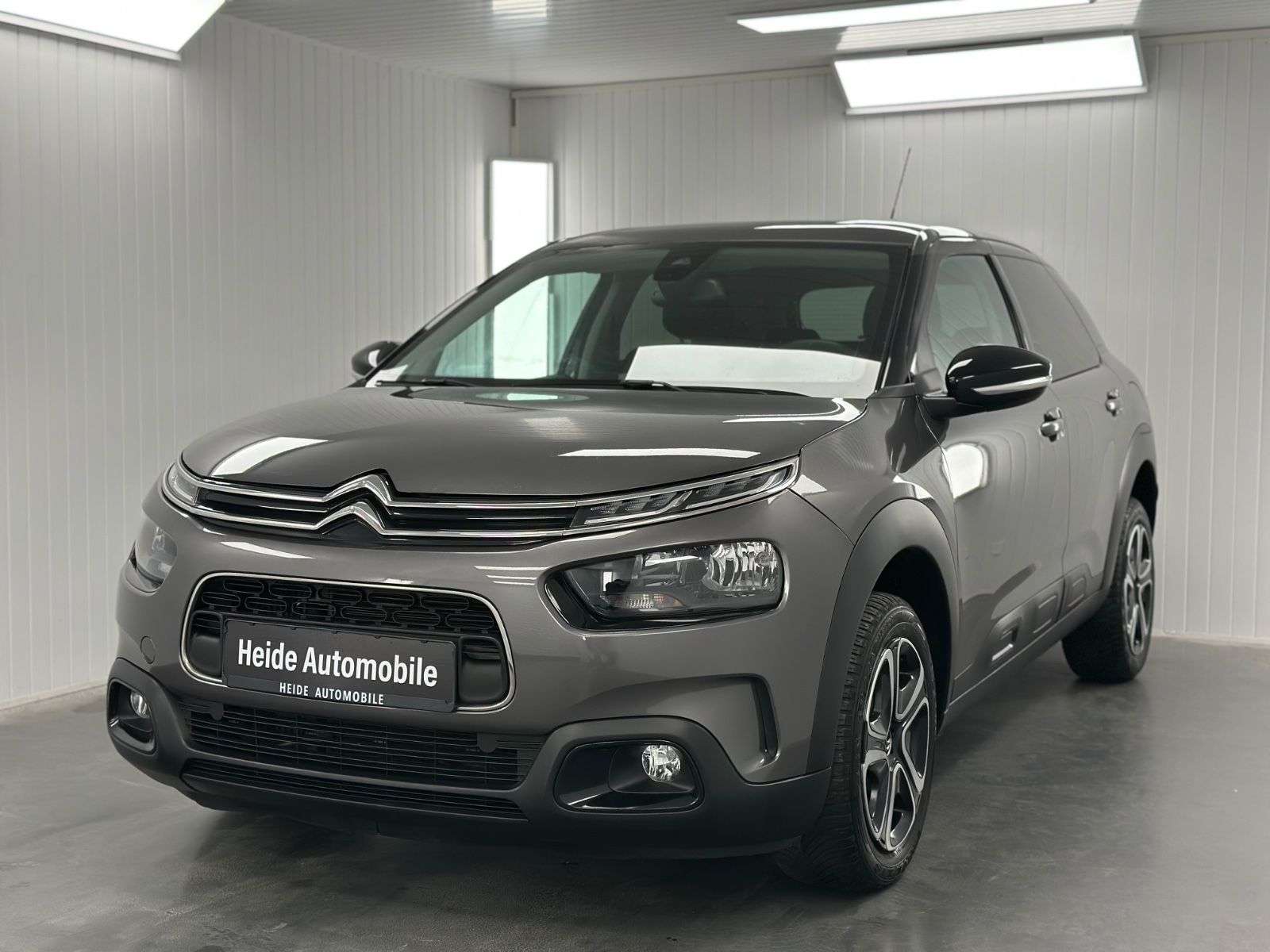 Second hand Citroen C4 Cactus 1.2