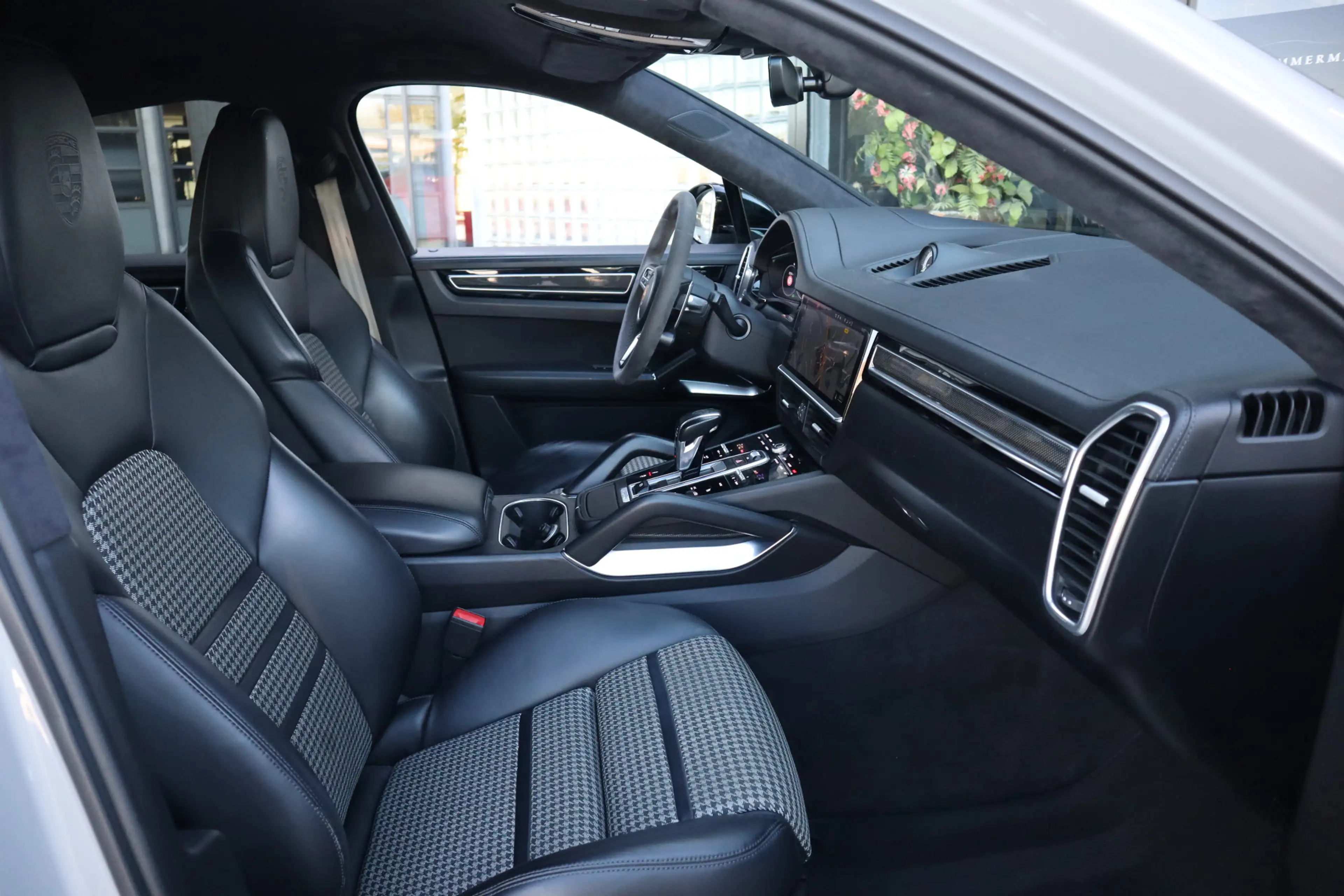 Porsche Cayenne Coupé 4.0 Turbo S E-Hybrid | Keramisch, Carbon, Bu — photo 13