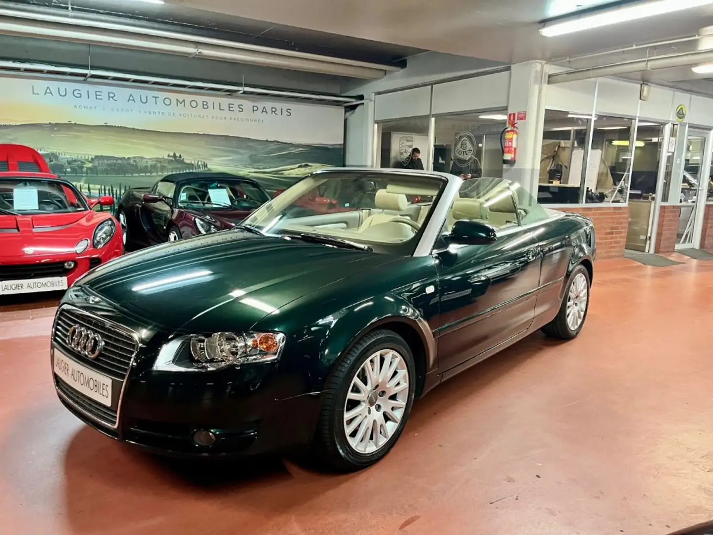 Audi A4 AUDI A4 II CABRIOLET 1.8 T AMBITION 1ERE MAIN Vert - 1