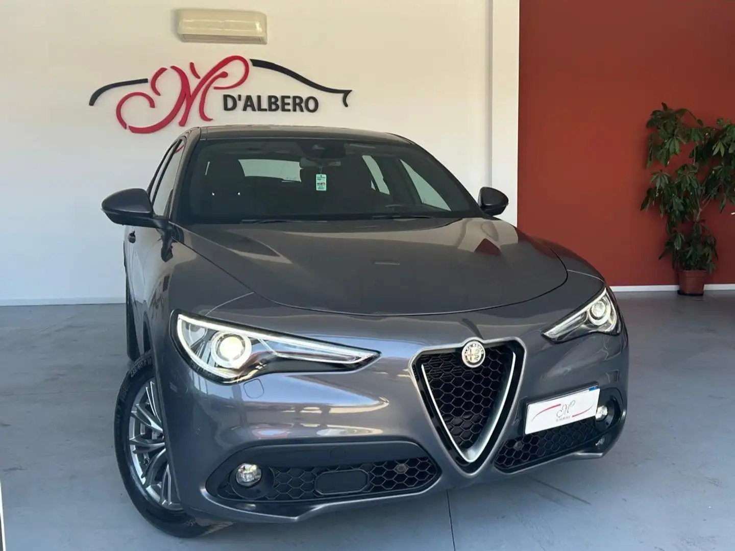 Alfa Romeo Stelvio 2.2 Turbodiesel 190 CV AT8 Q4 Ti Gris - 1