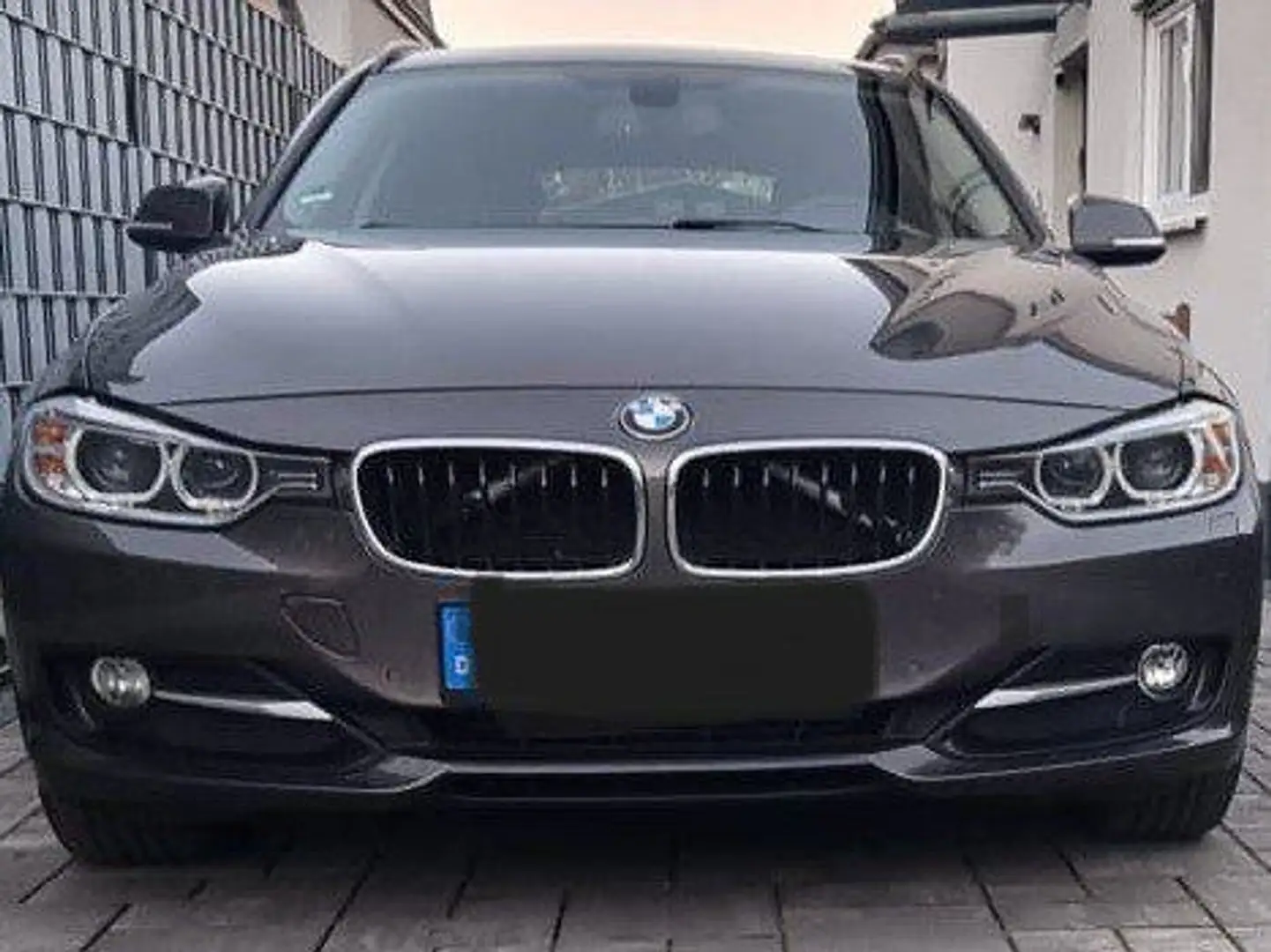 BMW 318 318d xDrive Touring Sport Line Marrone - 1