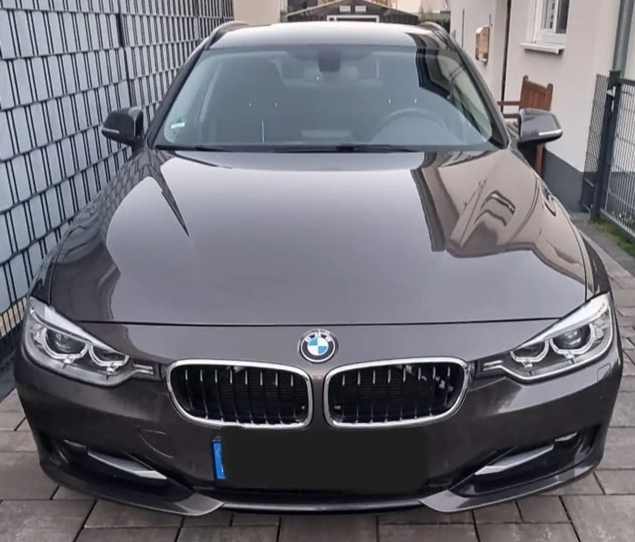 BMW 318 318d xDrive Touring Sport Line Marrone - 2