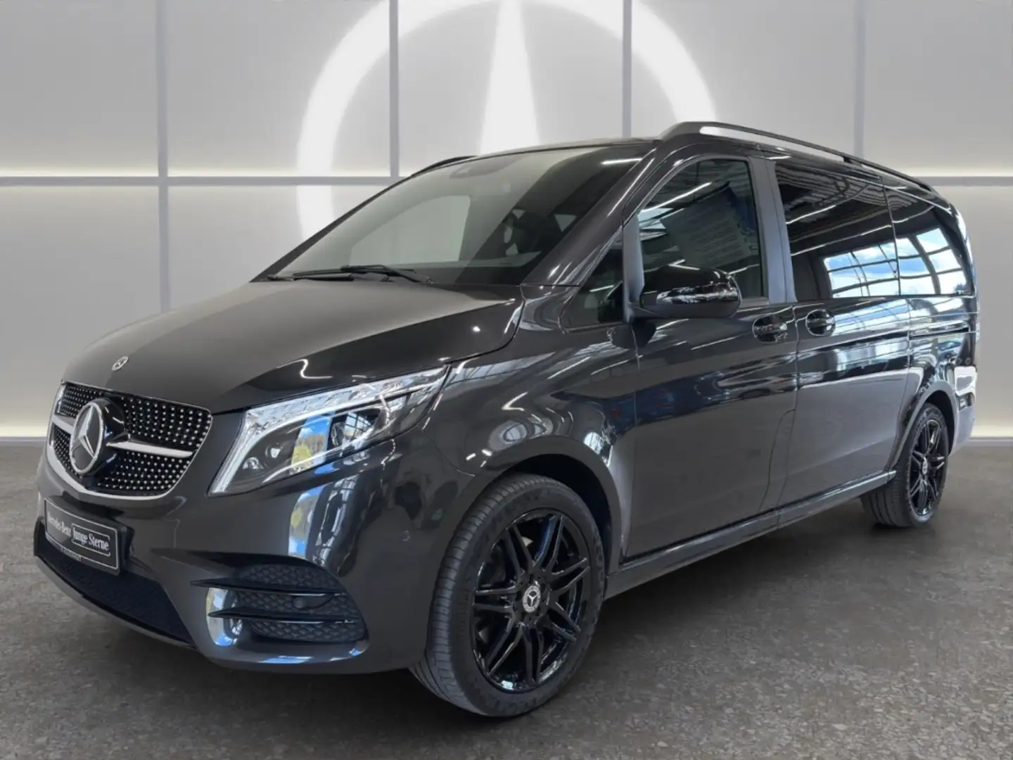 Mercedes-Benz V 300 d 4M AMG EDITION LANG AHK+DISTR+BURM+STHZG Grau - 1